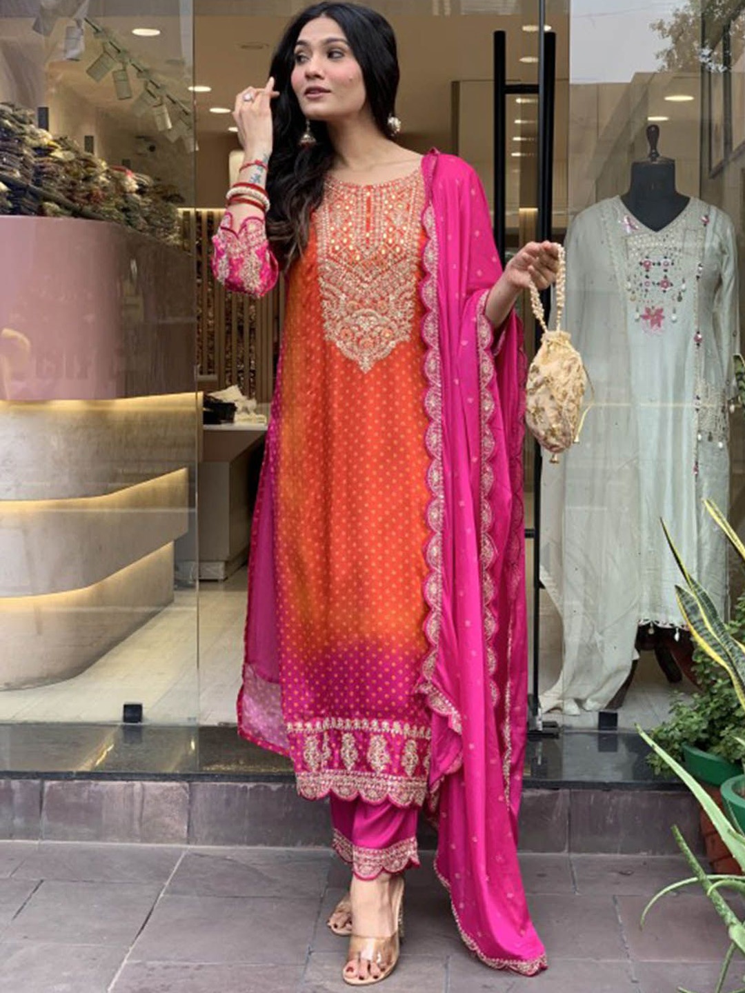 

Lilots Floral embroidered Kurta With Trousers And Dupatta, Orange