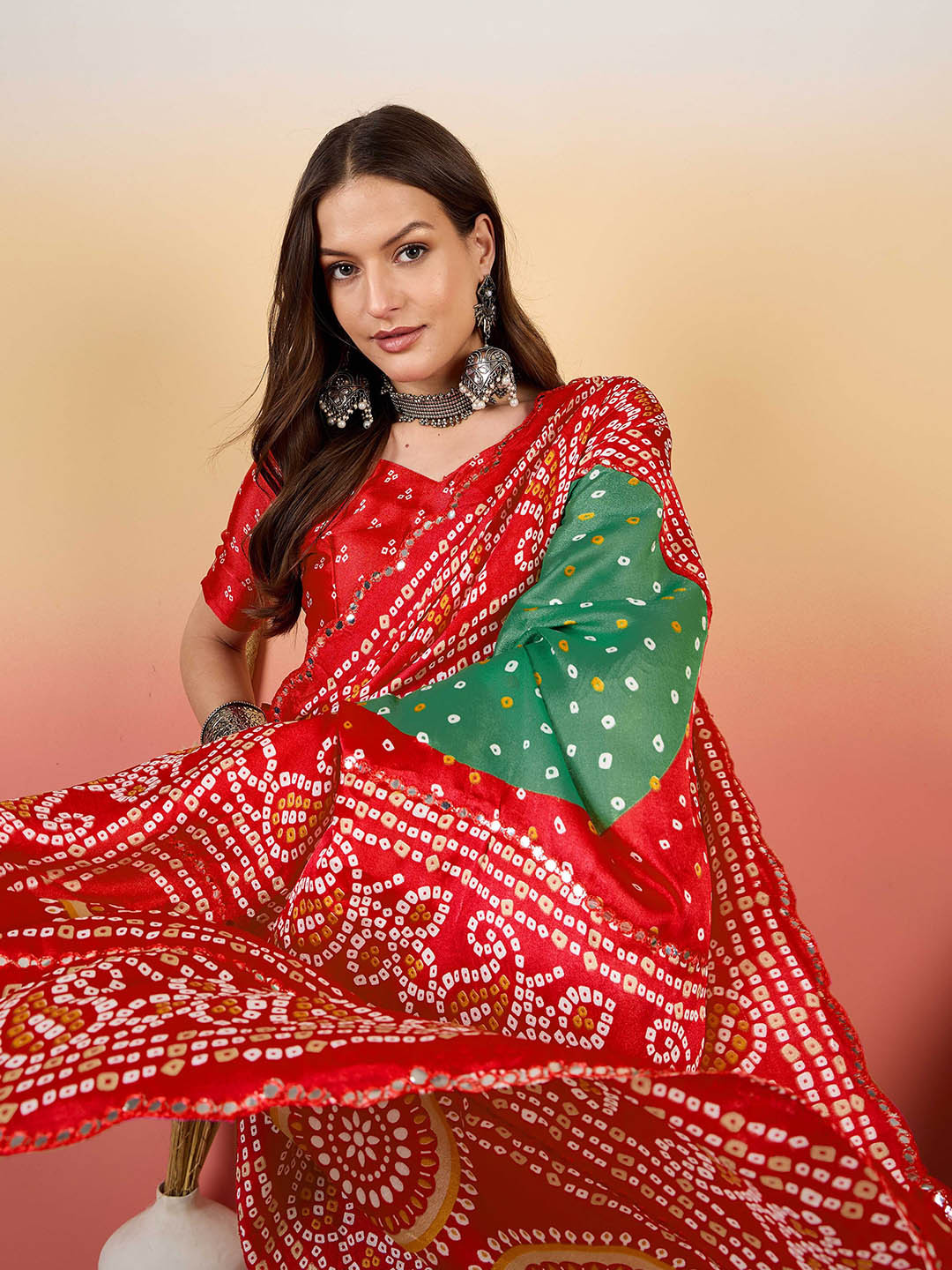 

Sangria Bandhani Printed Saree, Red