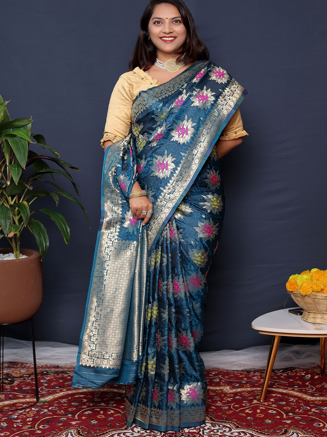 

Kandora Woven Design Zari Pure Silk Banarasi Saree, Teal