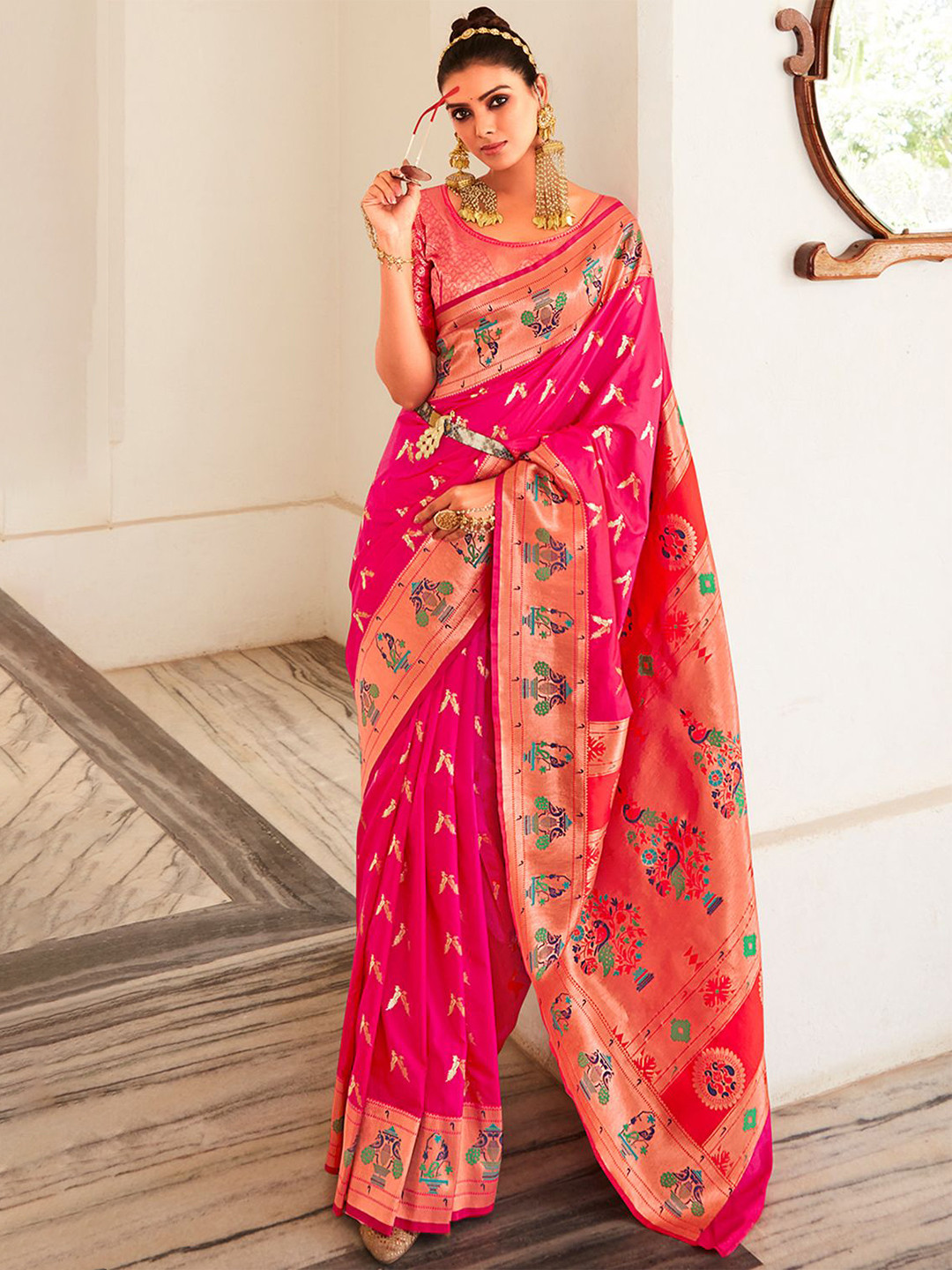 

DEVATITHI Pink Silk Saree