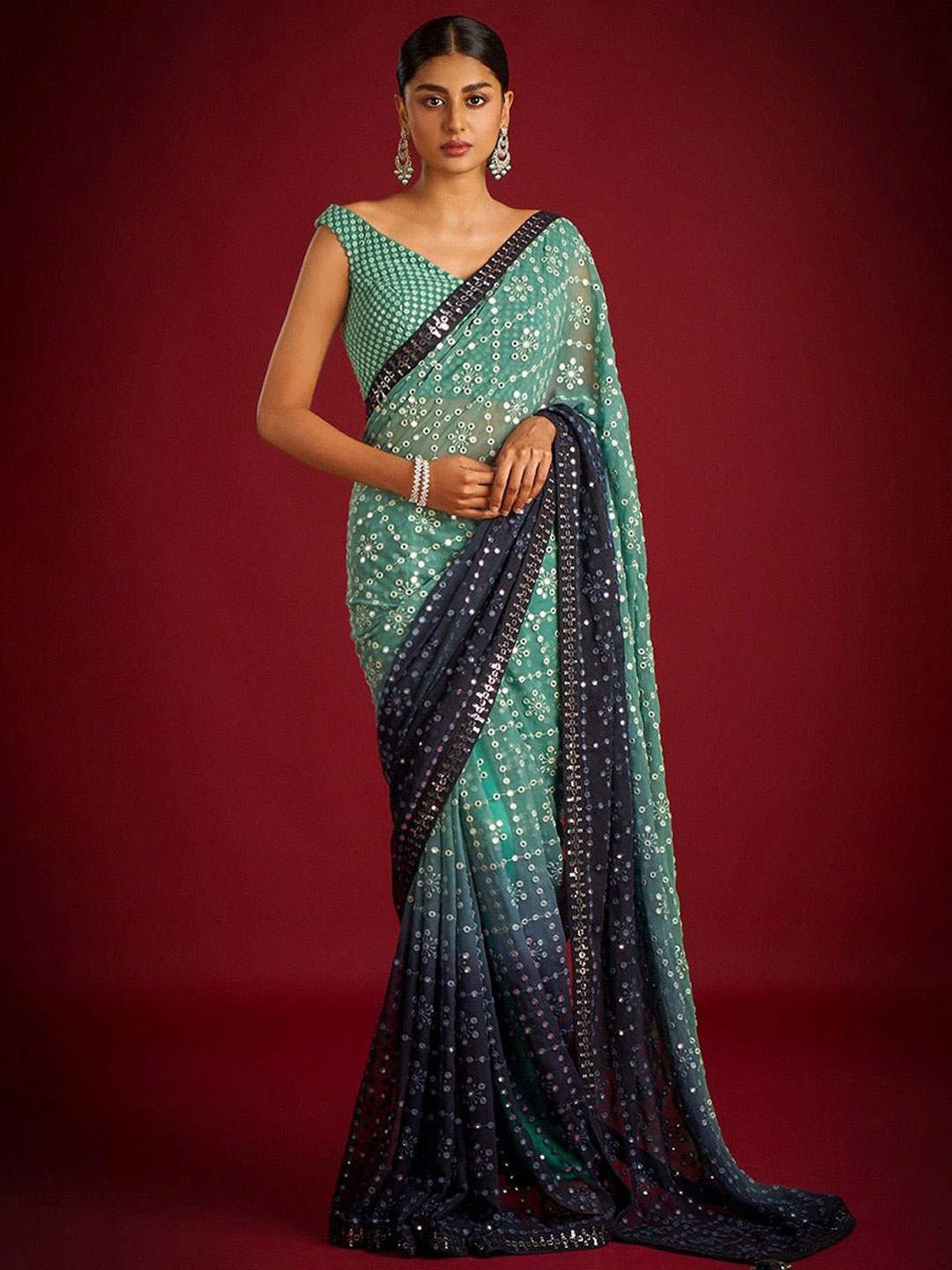 

Rujave Embellished Mirror Work Organza Saree, Blue