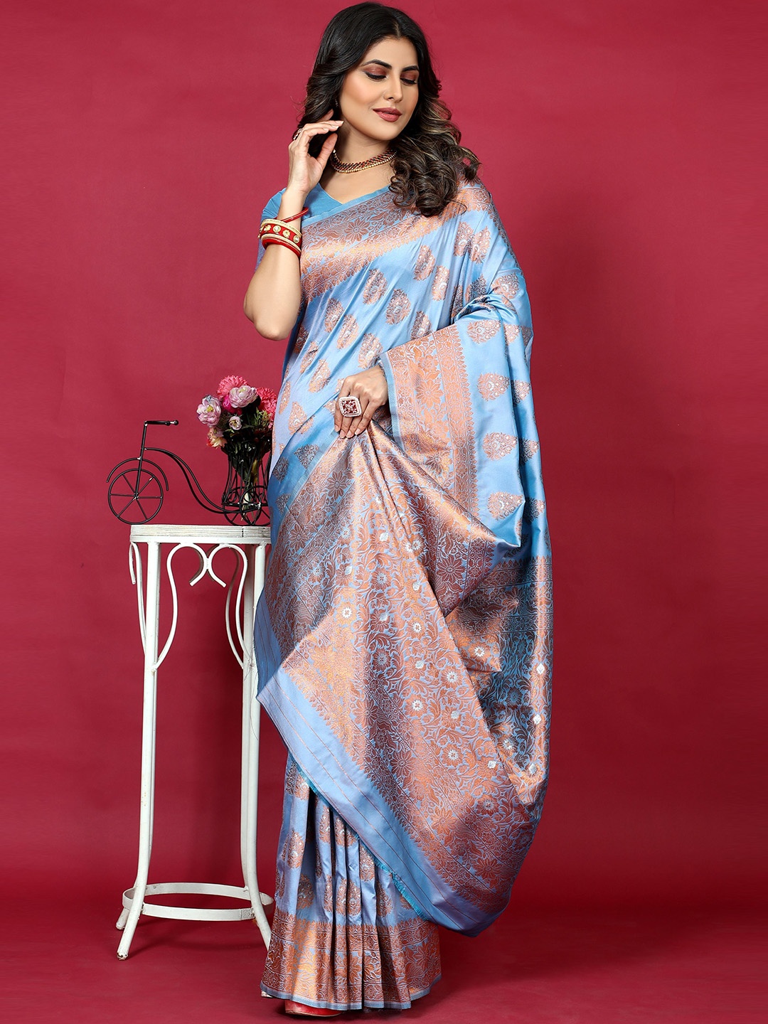 

Kandora Woven Design Zari Pure Silk Paithani Saree, Grey