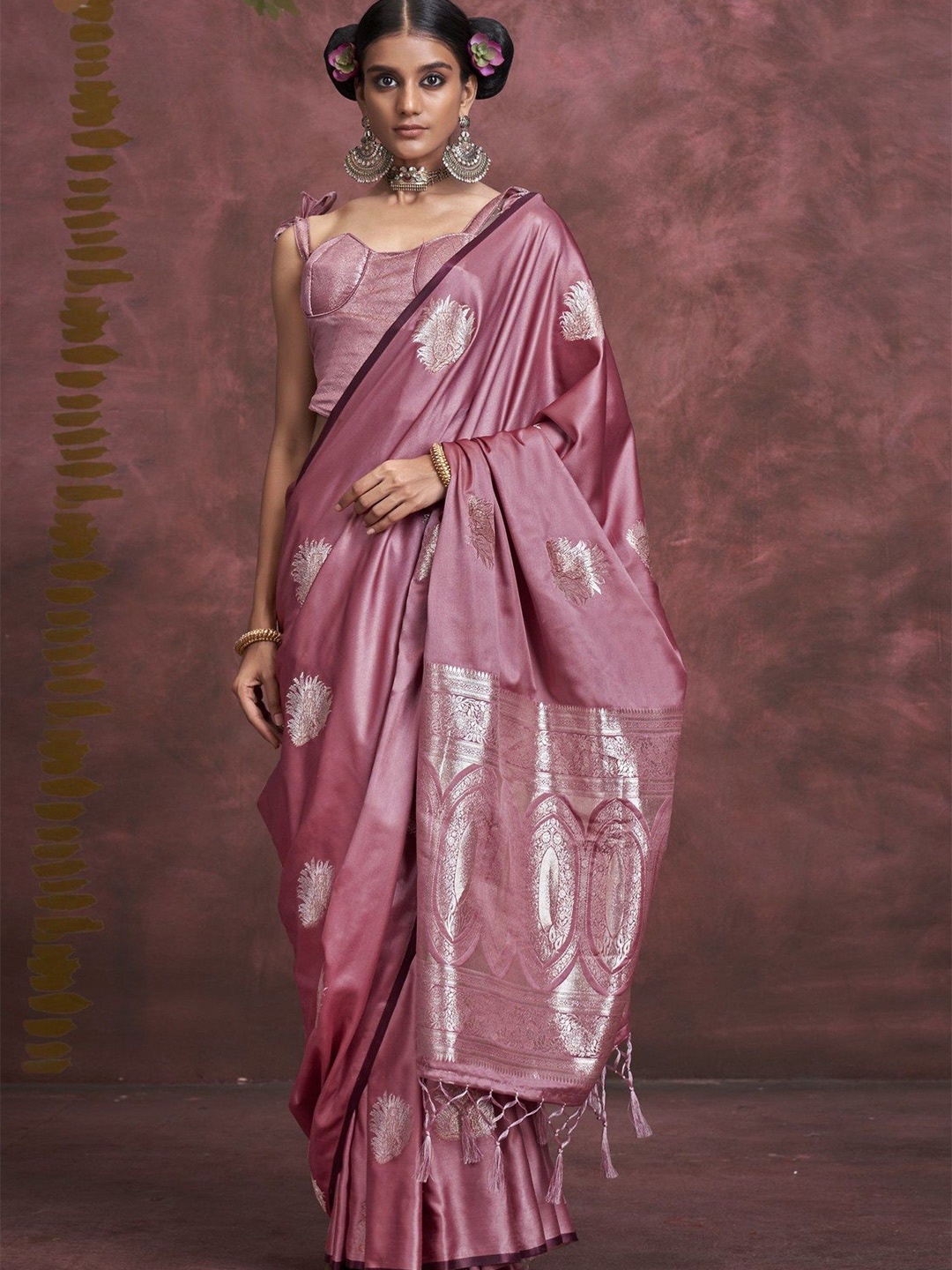 

MySilkLove Lush Green Handloom Satin Banarasi Saree, Purple