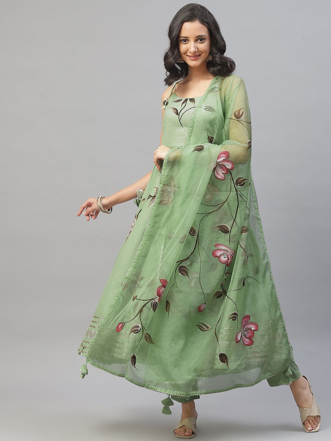 

Chandbaali Floral Printed Gotta Patti Pure Cotton Anarkali Kurta With Trousers And Dupatta, Green