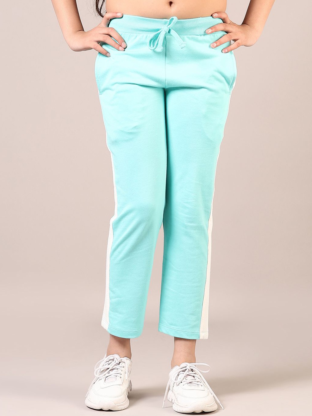 

V-Mart Girls Cotton Mid-Rise Knitted Trouser, Sea green