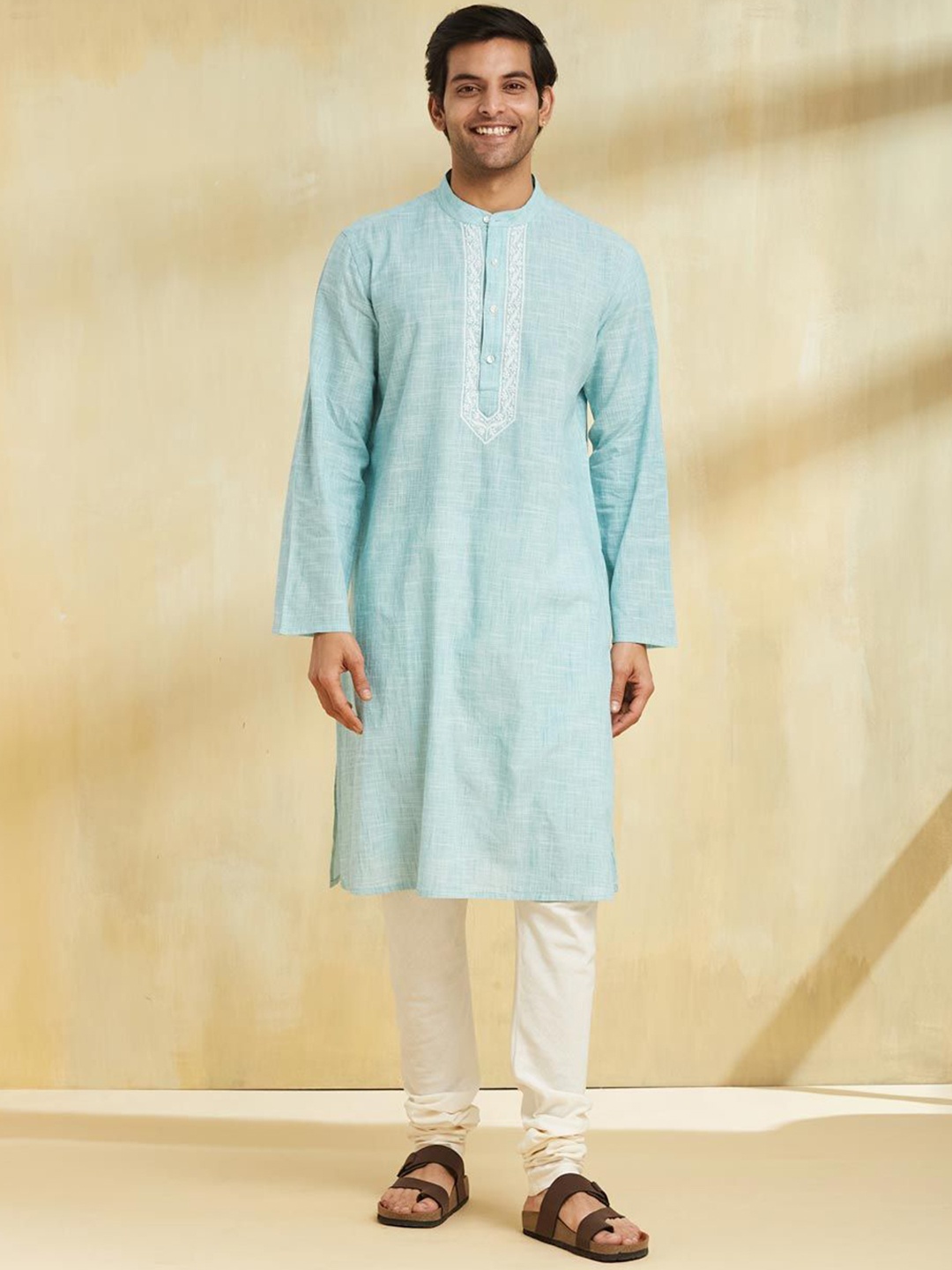 

Fabindia Floral Embroidered Mandarin Collar Pure Cotton Straight Kurta, Blue