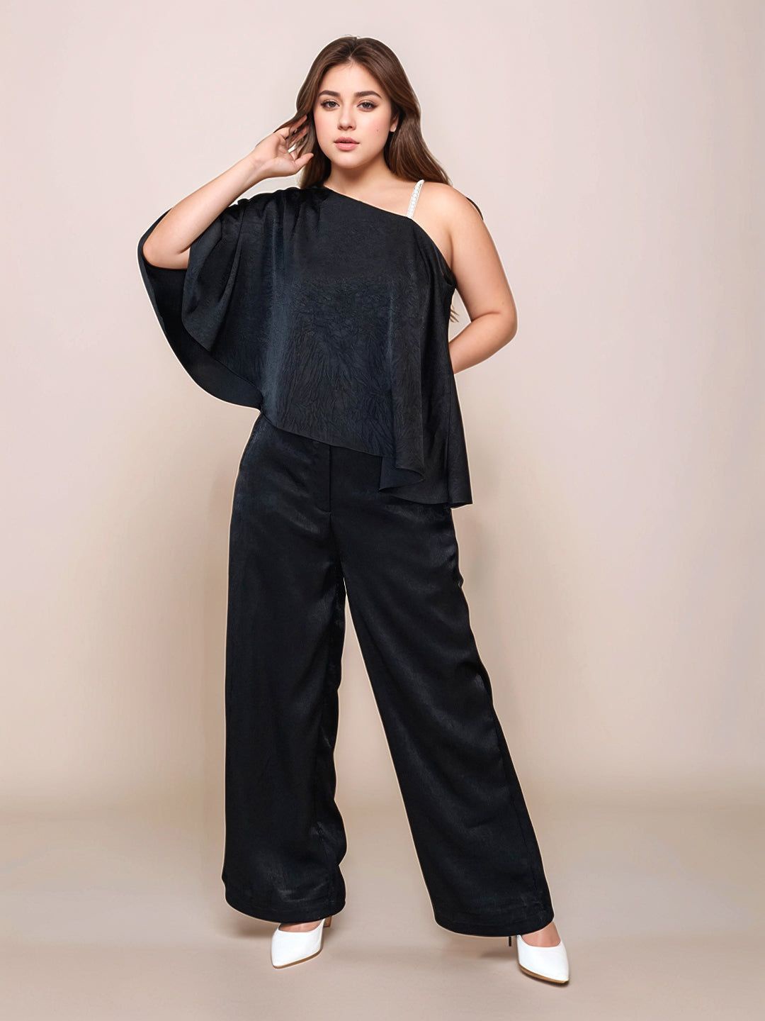 

Zink London Women Black Textured High Waist Trouser