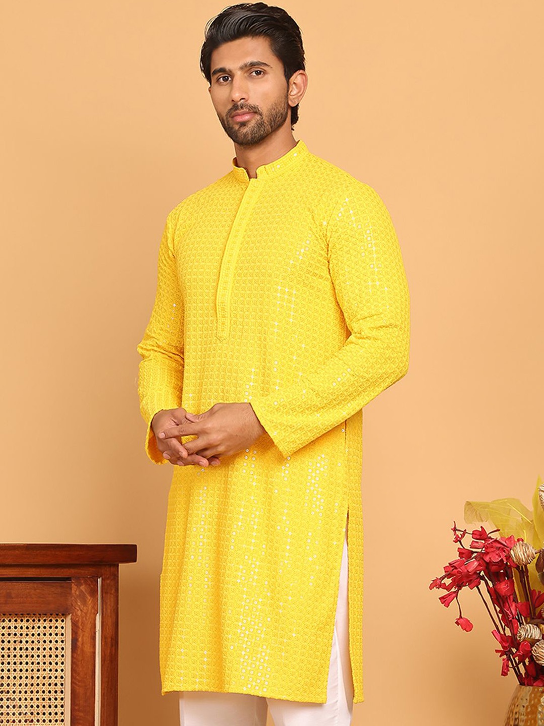 

Jompers Geometric Embroidered Sequinned Straight Kurta, Yellow