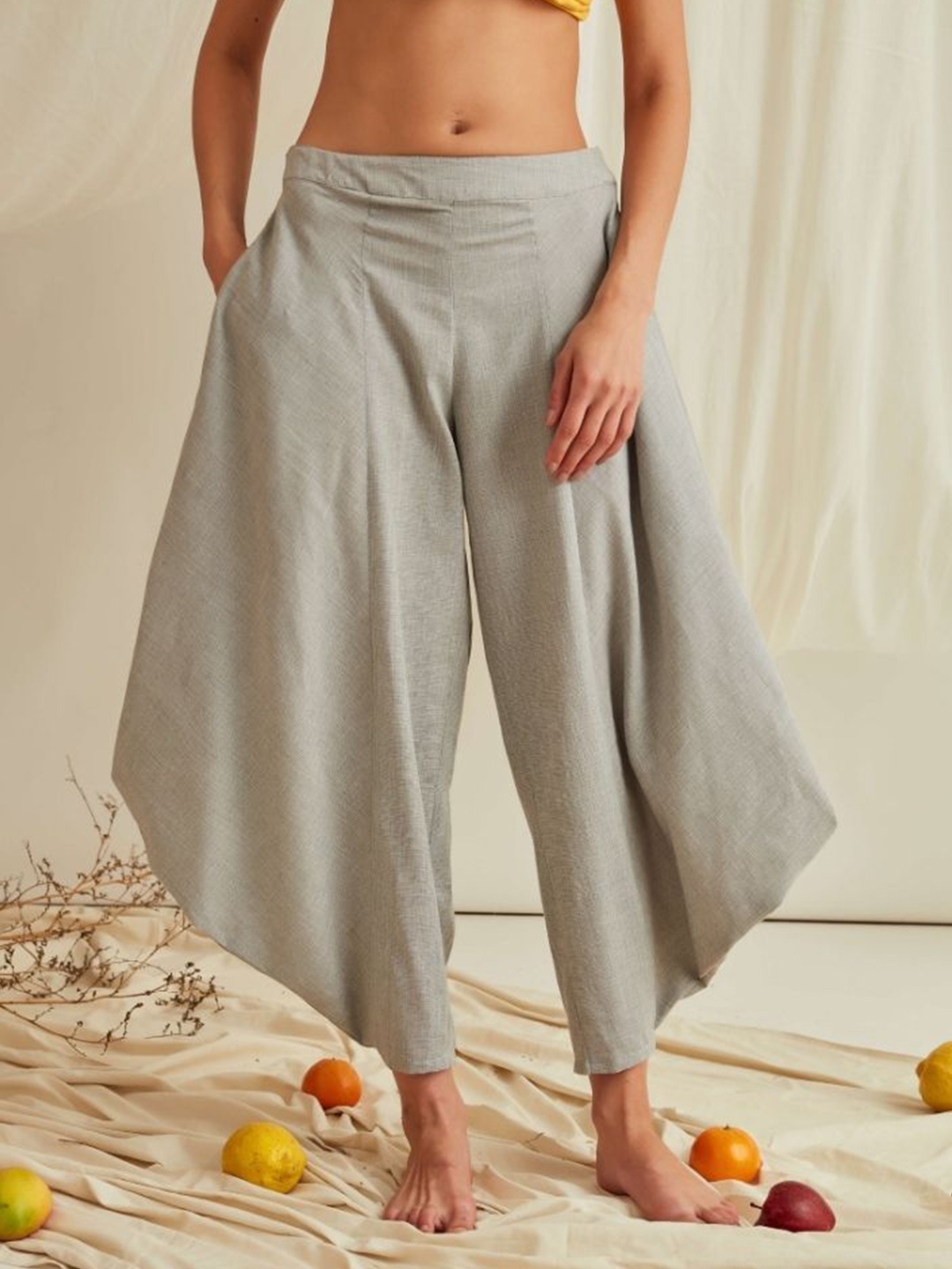 

Abhishti Women Elasticated Waist Flared Cowl Pants-Smoke Grey