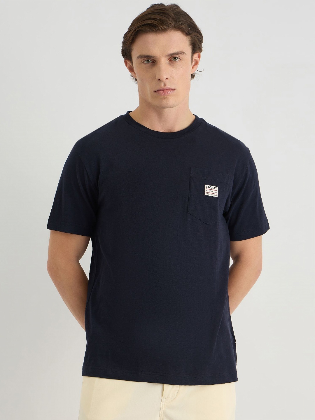 

GANT Men Solid Round Neck Cotton T-shirt, Navy blue