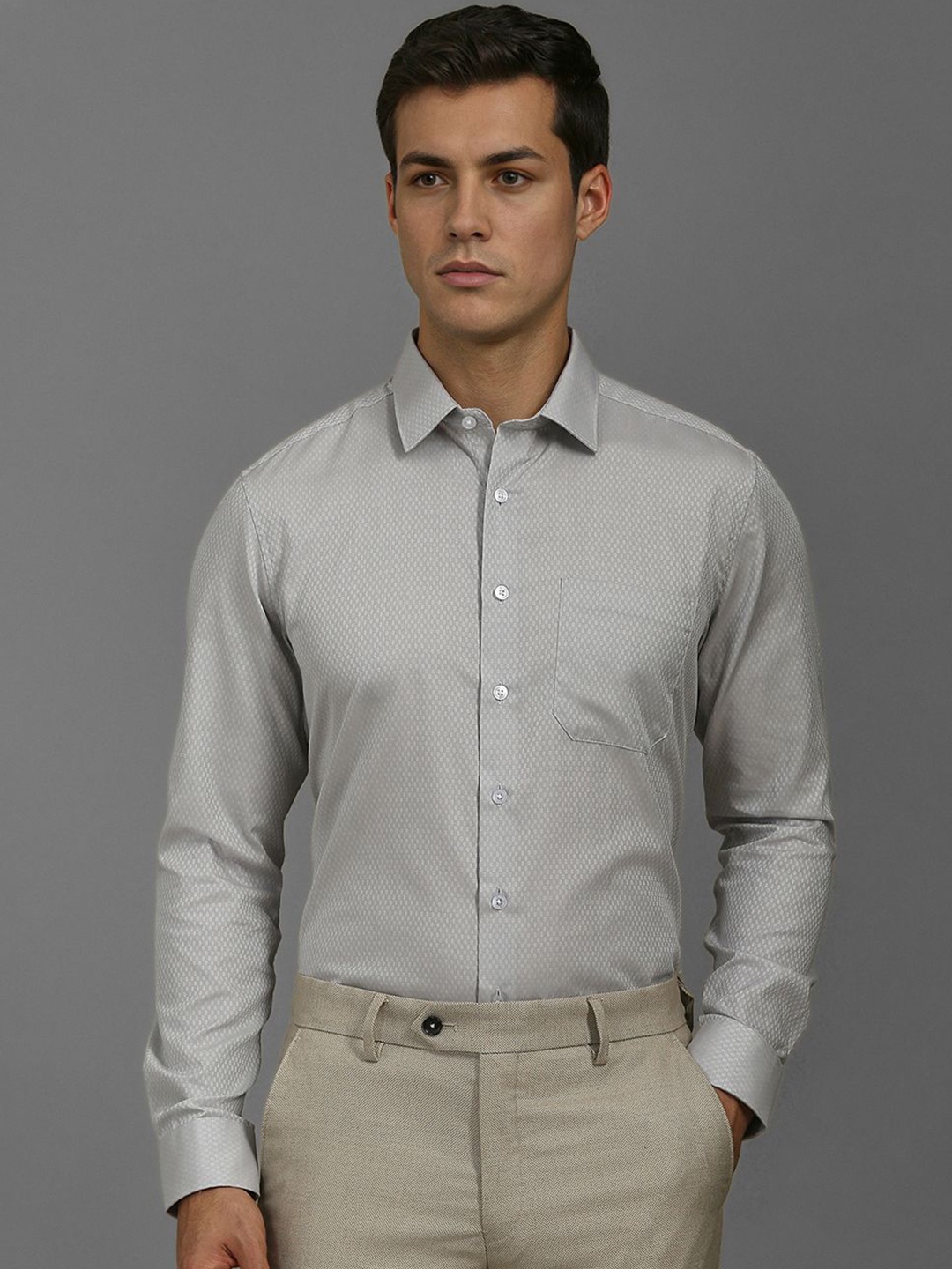 

Louis Philippe Men Spread Collar Micro Ditsy Printed Cotton Formal Shirt, Grey