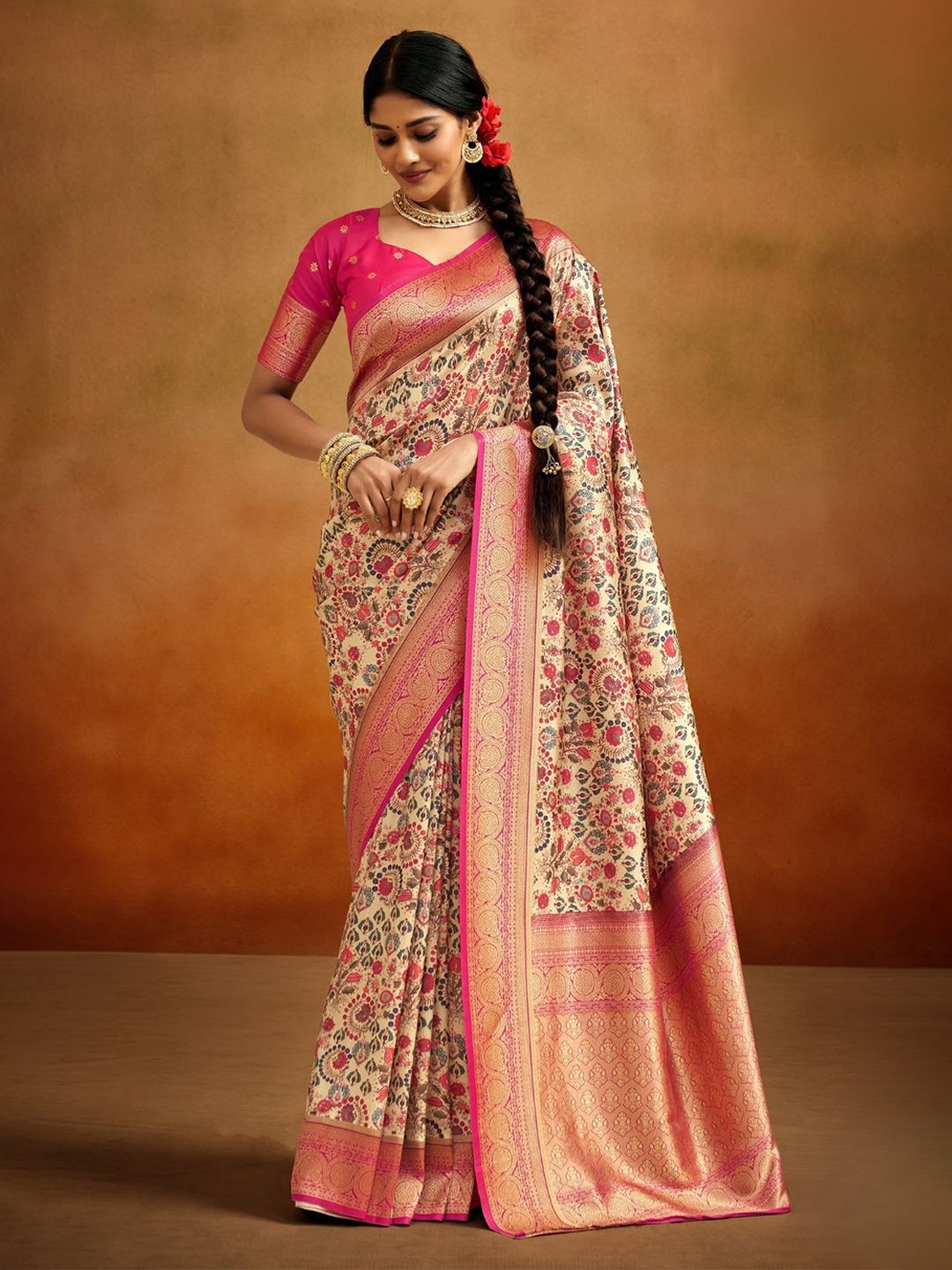 

DEVATITHI Ethnic Motifs Zari Multi Tussar Silk Kalamkari Saree, White