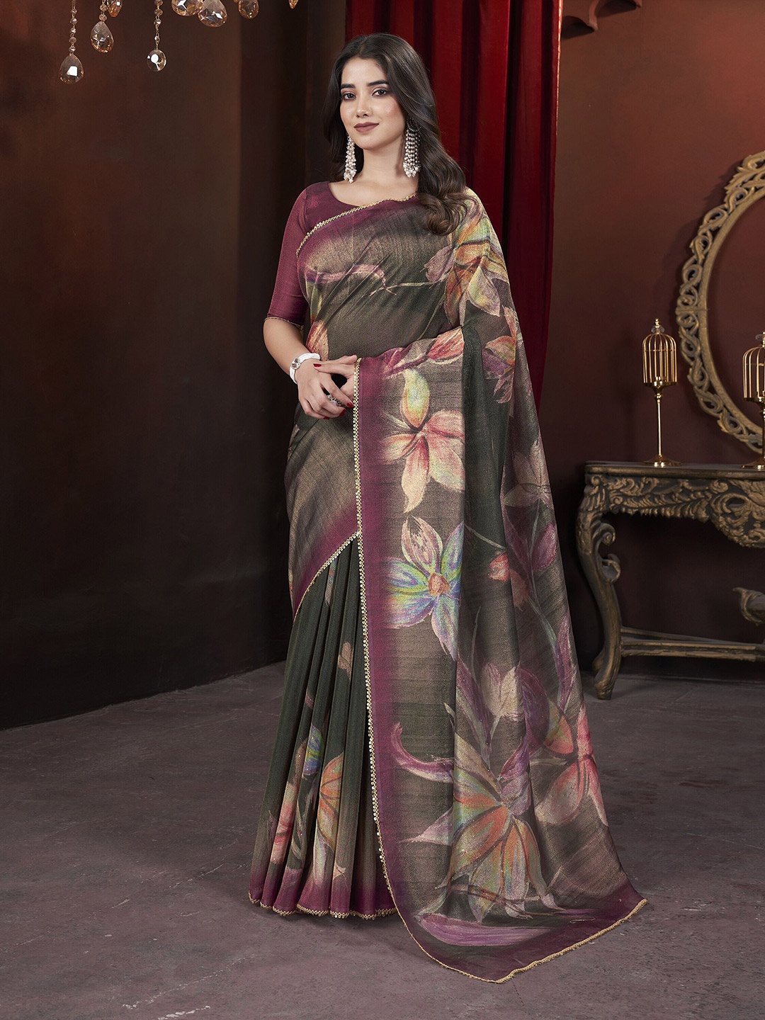 

DOI MOI Floral Mukaish Tissue Saree, Black