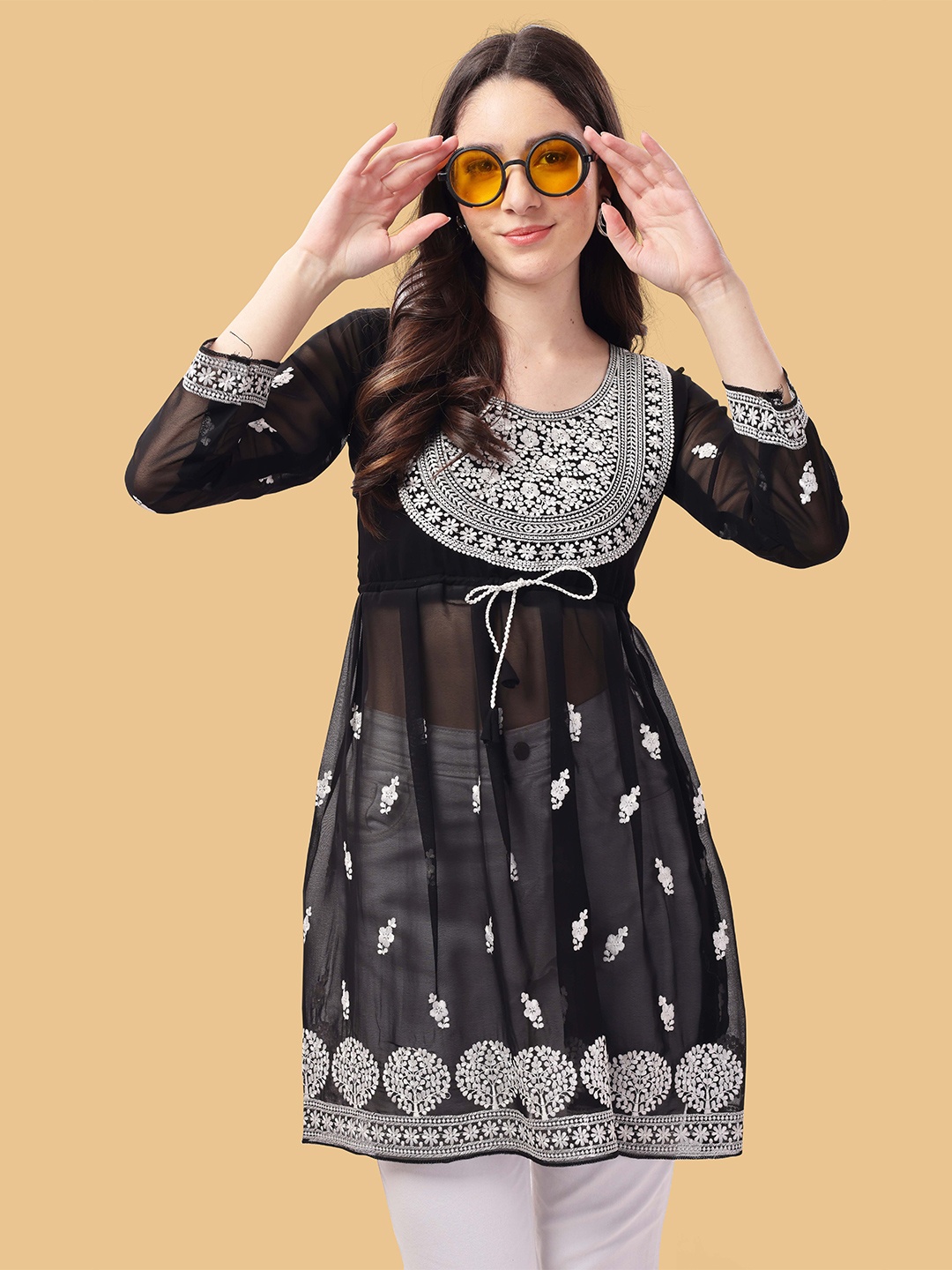 

Moda Rapido Geometric Embroidered Chikankari Pure Georgette Chikankari Kurti, Black