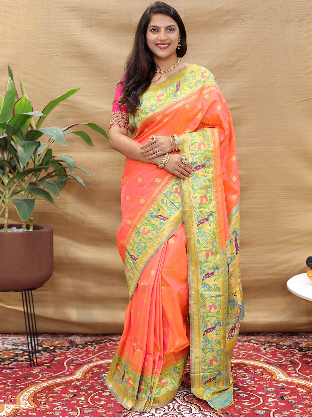 

Kandora Floral Zari Pure Silk Paithani Saree, Orange