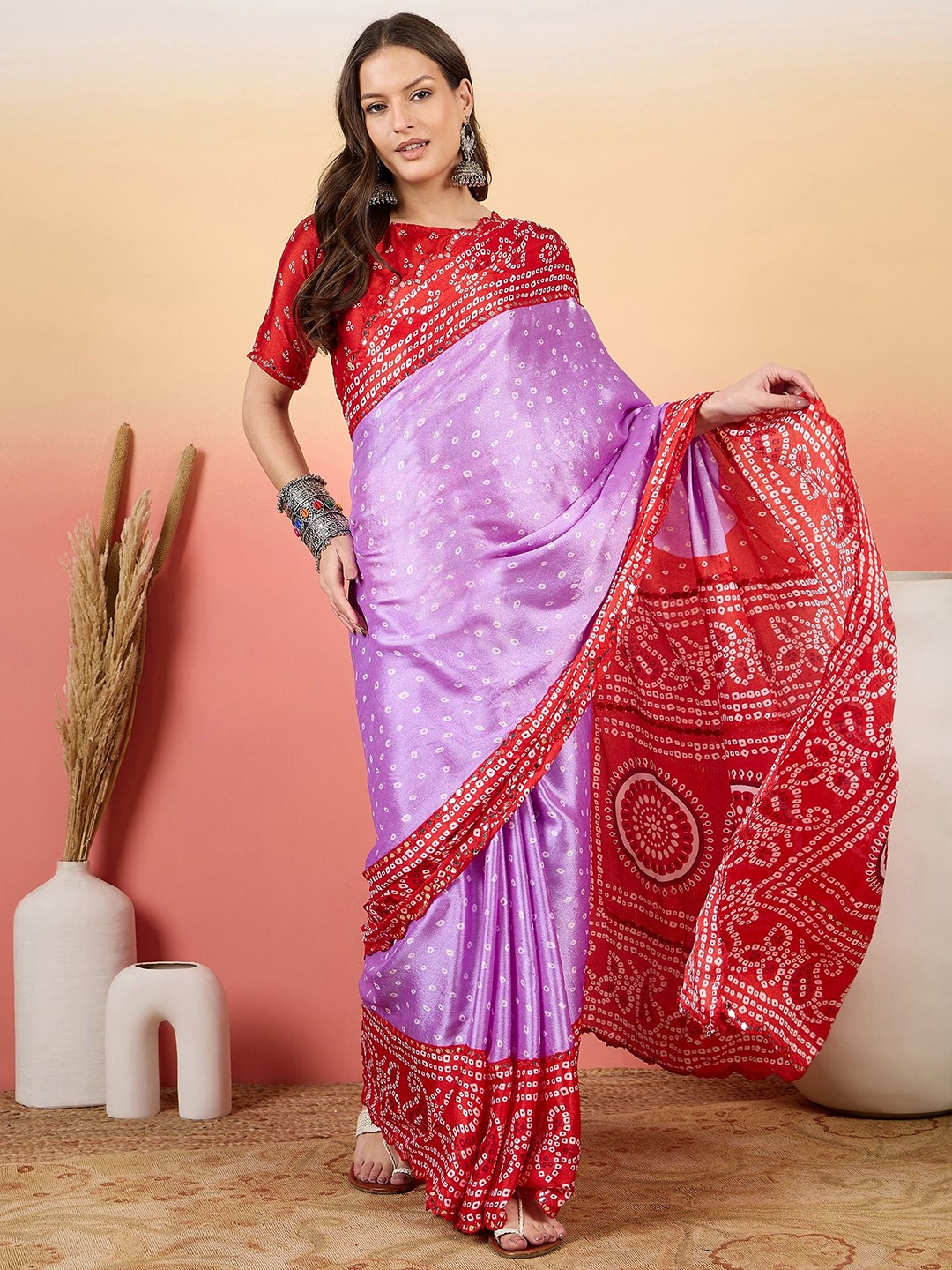 

Sangria Bandhani Printed Saree With Blouse, Purple