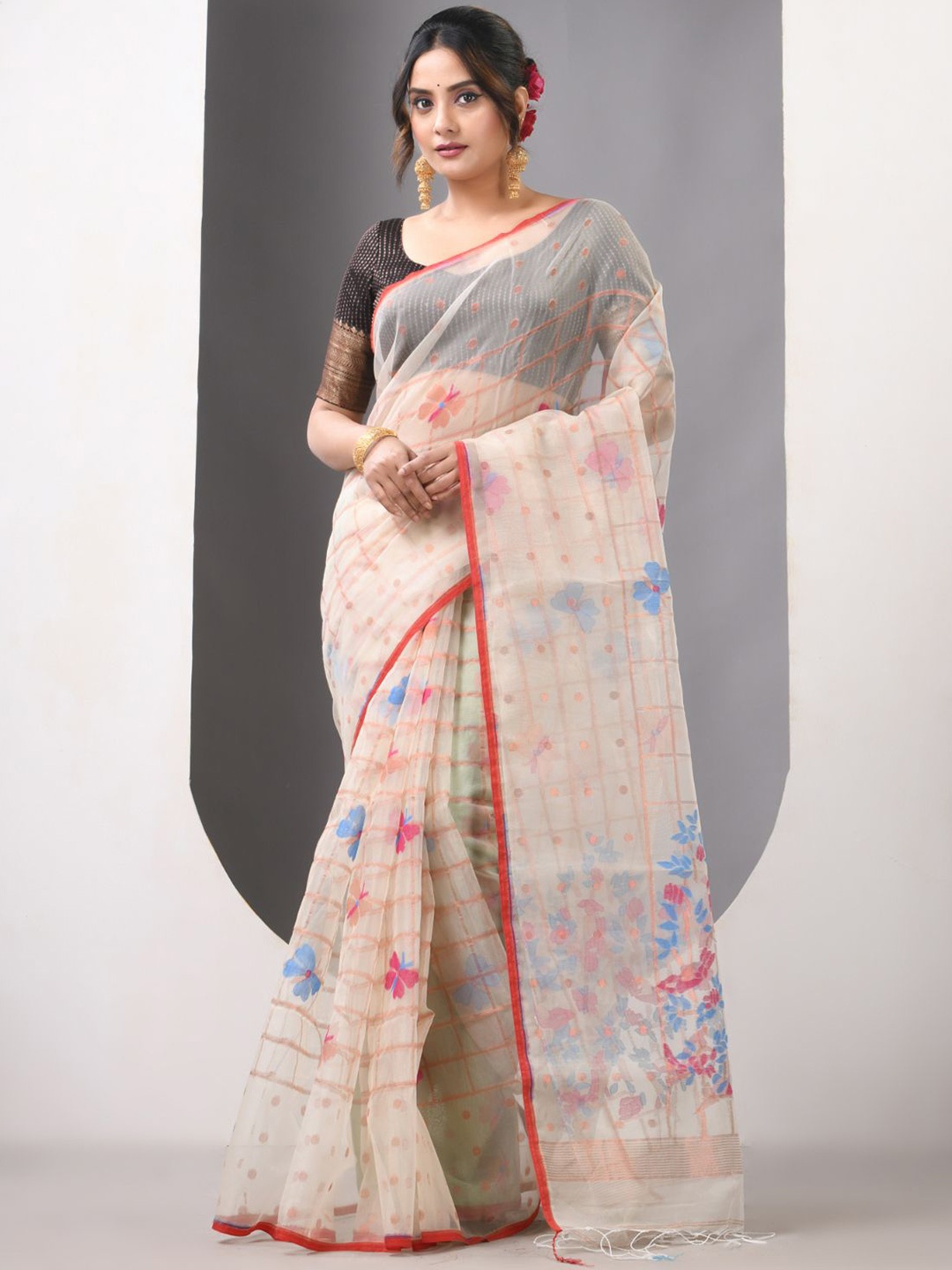 

Charukriti Pure Silk Checked Printed Designer Saree, Beige