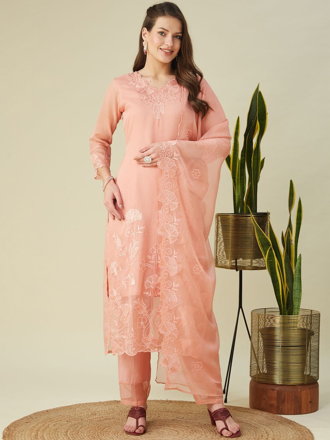 

Colors of Earth Floral Embroidered V-Neck Sequinned Straight Kurta With Trouser & Dupatta, Peach