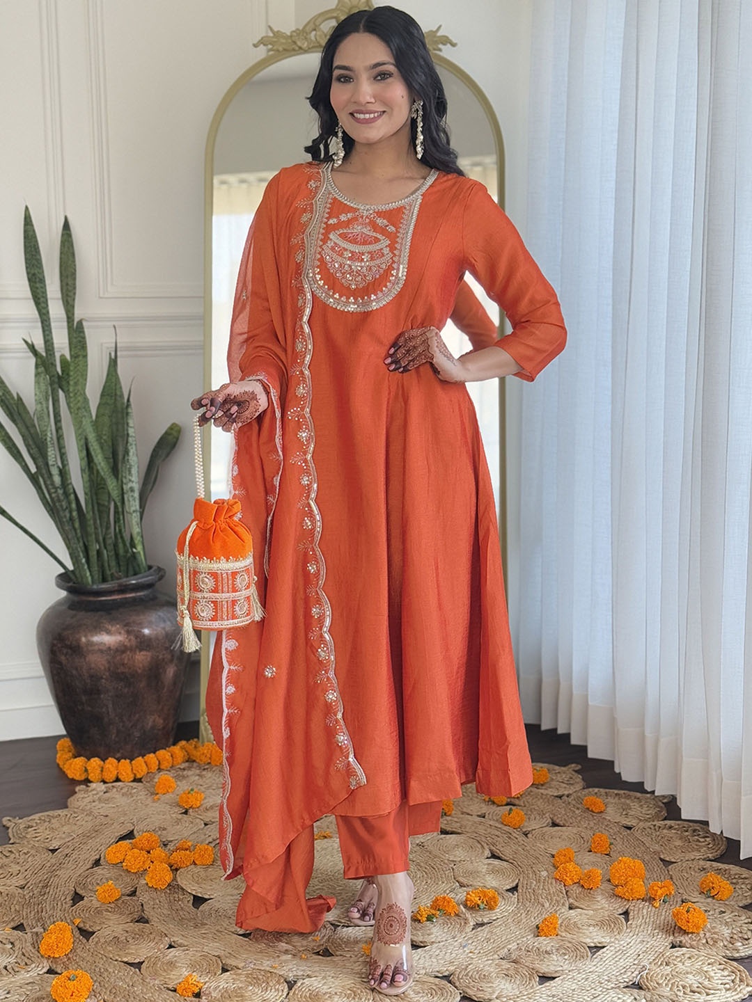 

THE52 Women Floral Embroidered Regular Silk Chiffon Kurta with Trousers & With Dupatta, Orange