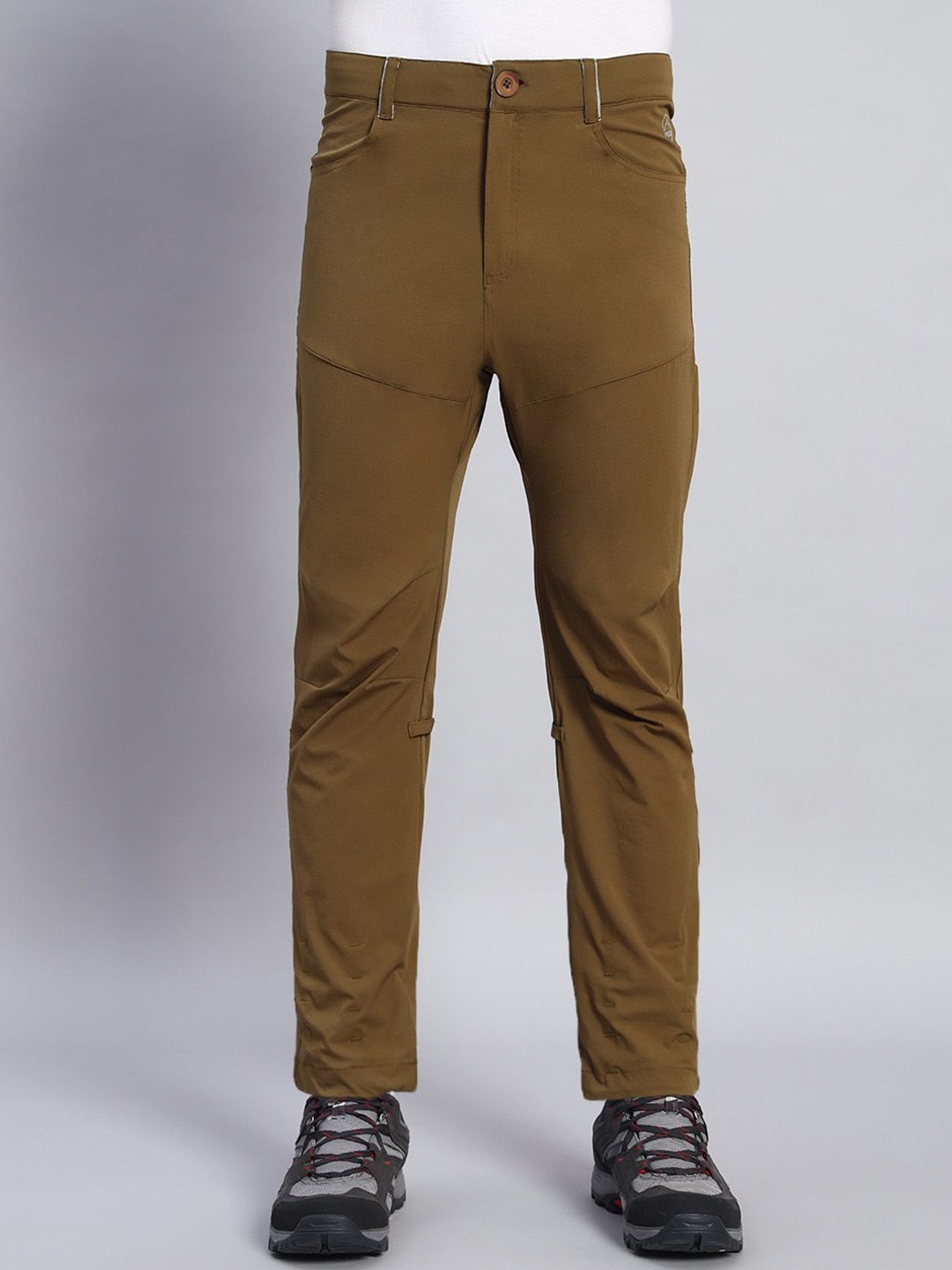 

Reccy Men Relaxed Straight Leg Wrinkle Free Trousers, Tan