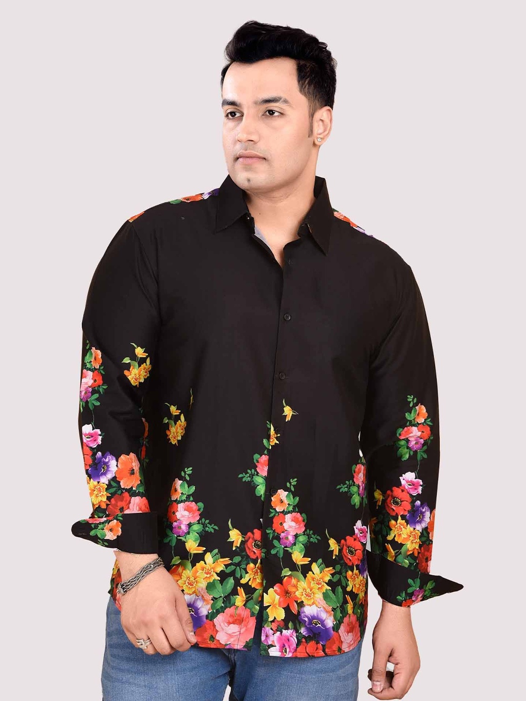 

Guniaa Men Plus Size Classic Fit Spread Collar Floral Printed Cotton Casual Shirt, Black