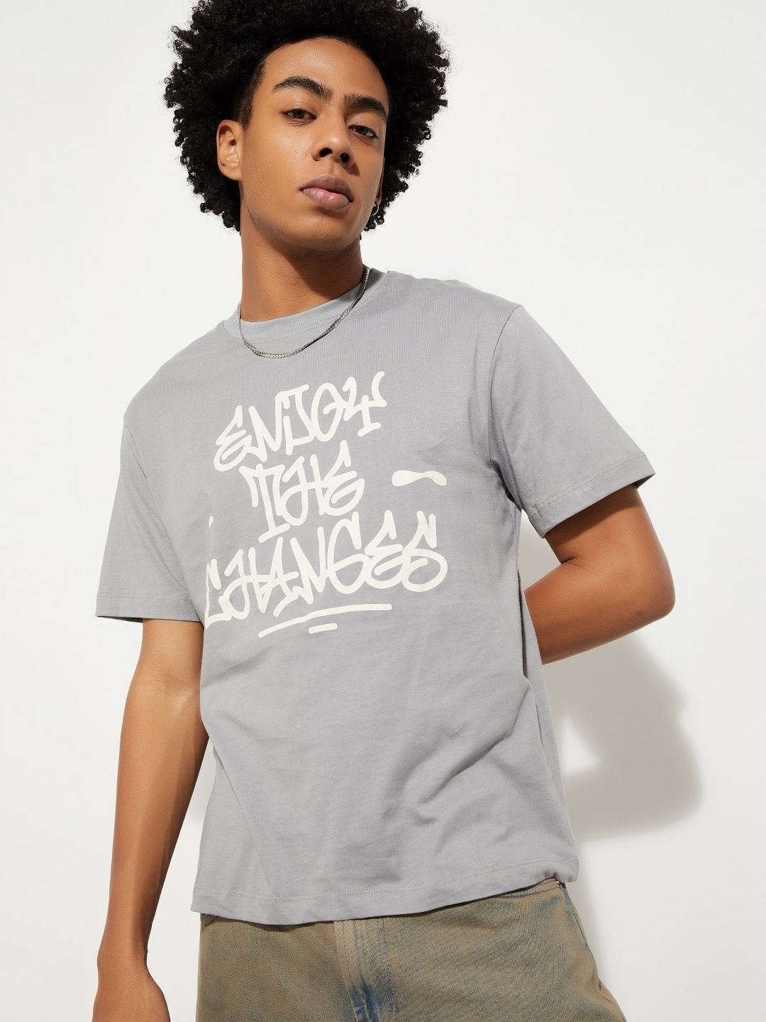 

max Men Typography Printed Round Neck Cotton T-shirt, Grey