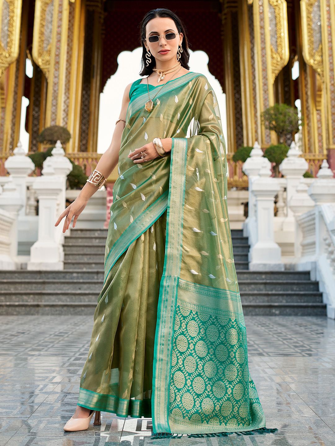 

Satrani Woven Design Zari Tissue Fusion Banarasi Saree, Olive