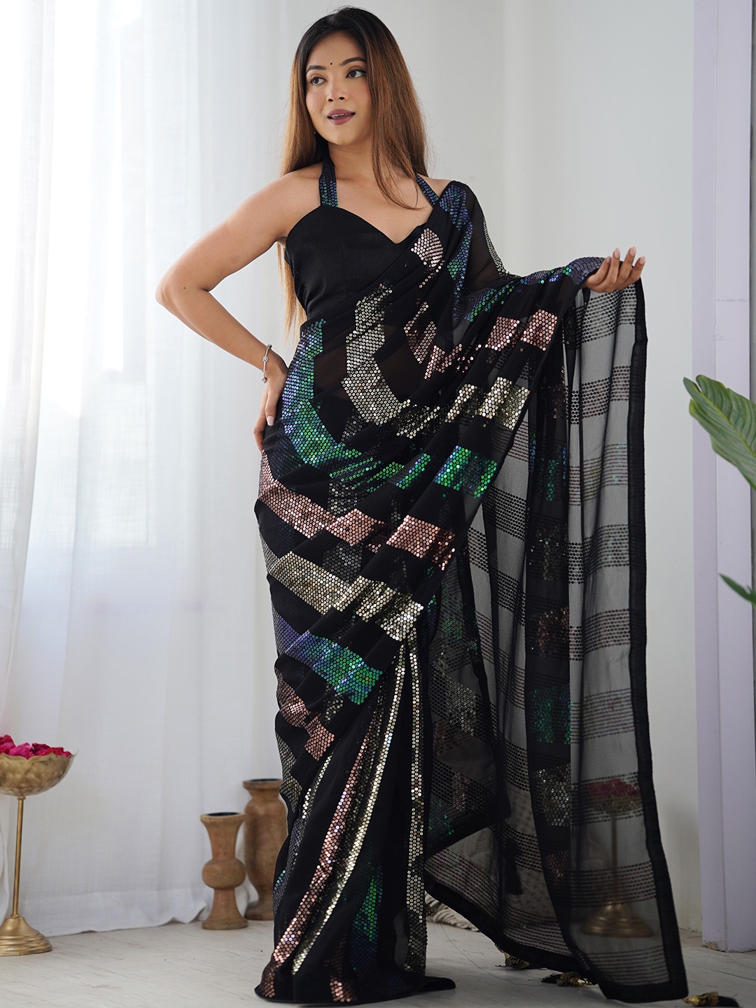 

VARNI FABRICS Embellished Sequinned Pure Georgette Saree, Black