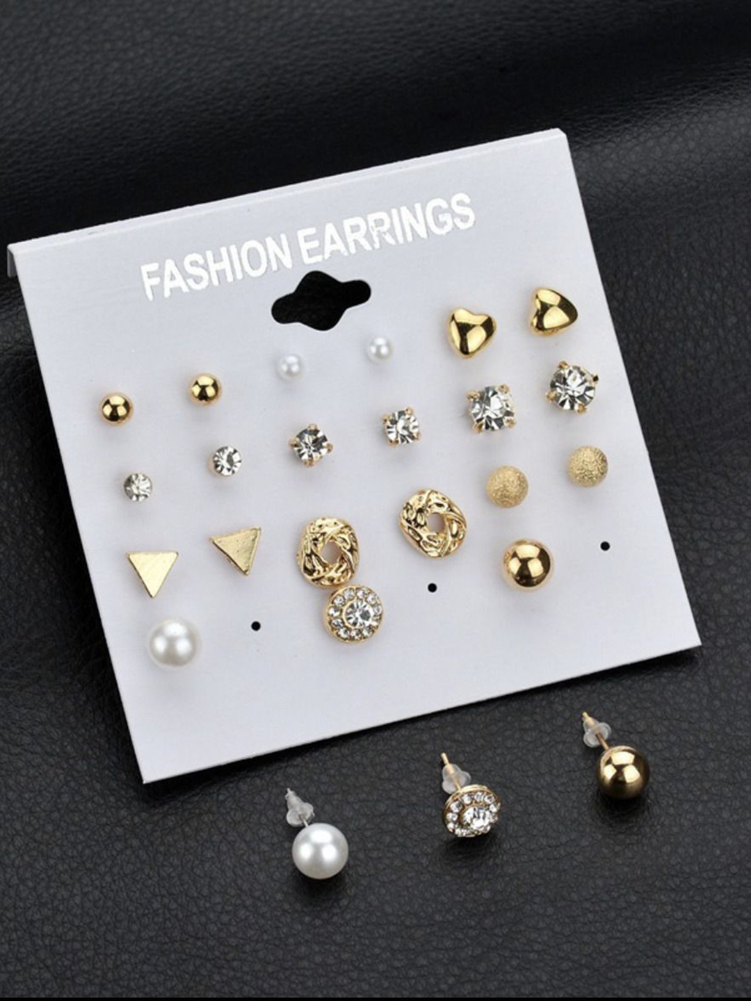 

Celestique Contemporary Studs Earrings, Gold
