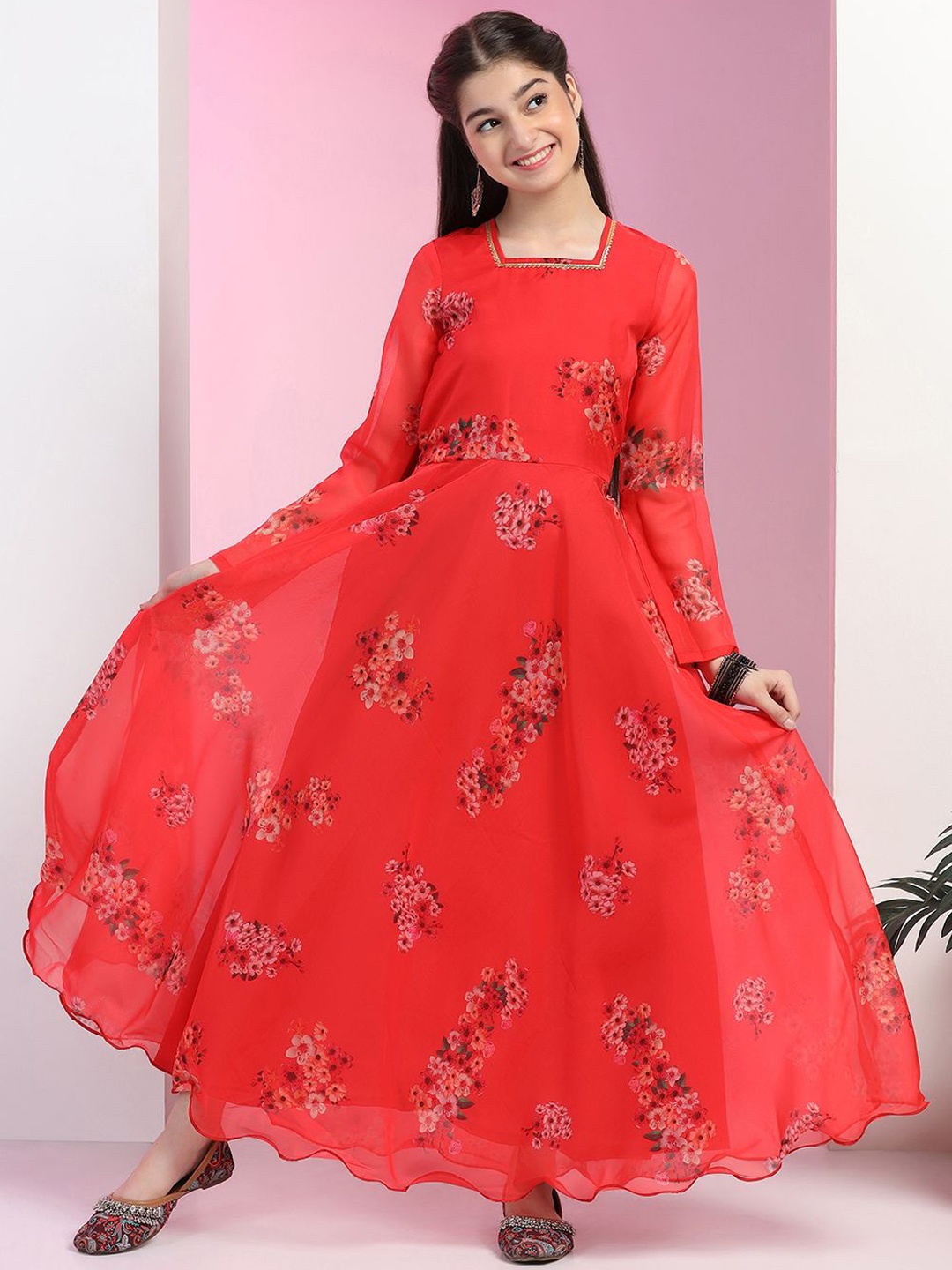 

Sangria Girls Floral Printed Fit & Flare Maxi Dresses, Red
