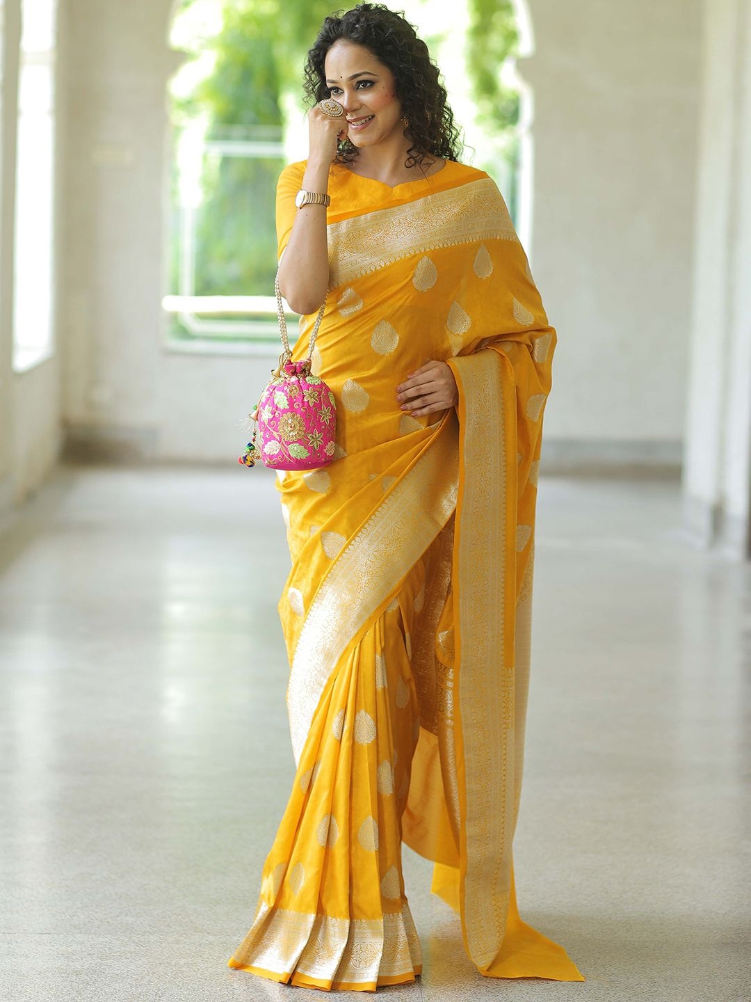 

KALINI Woven Design Zari Silk Blend Banarasi Saree, Yellow