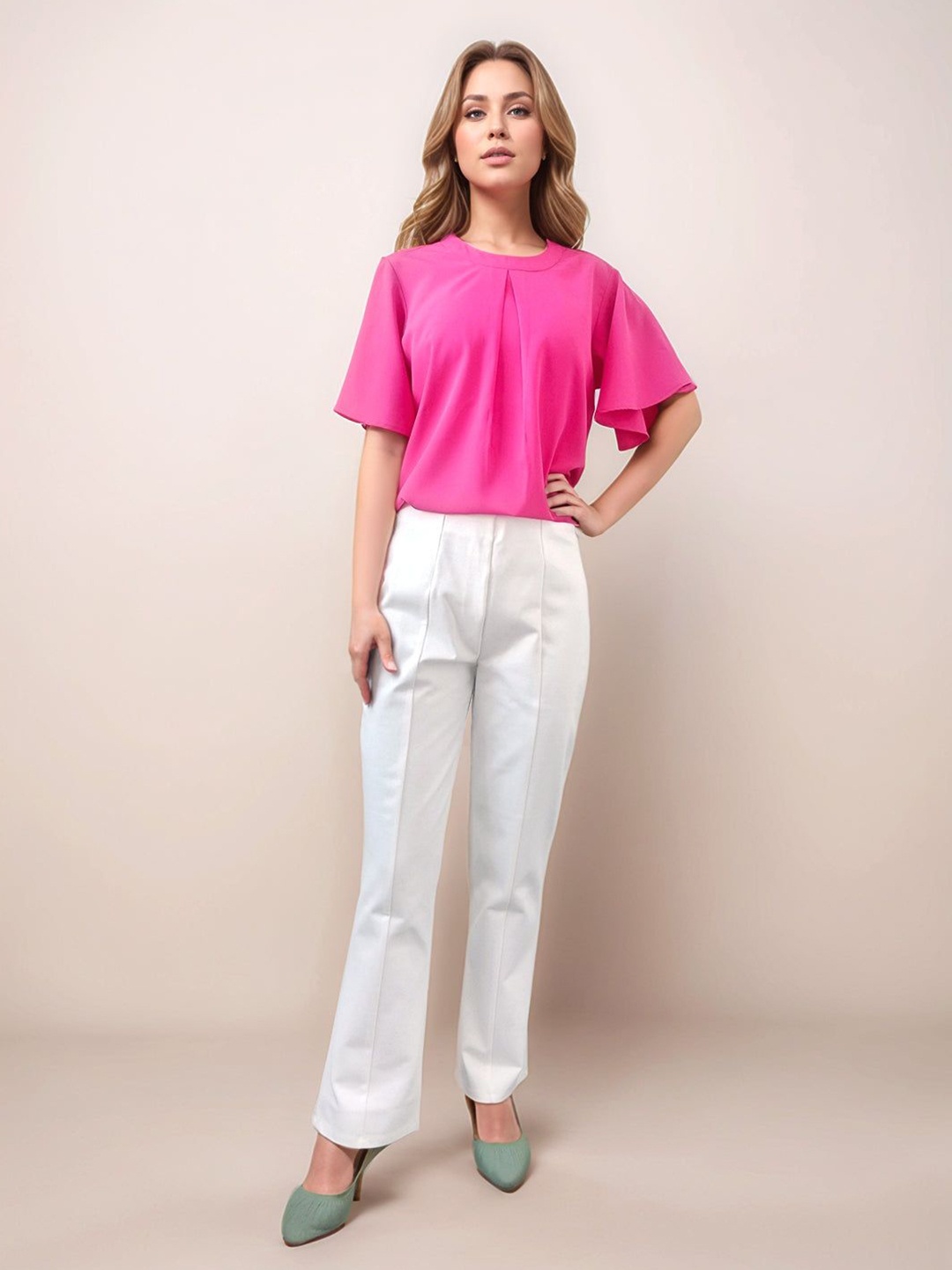 

Zink London Women White Solid Straight Fit Flared Trouser