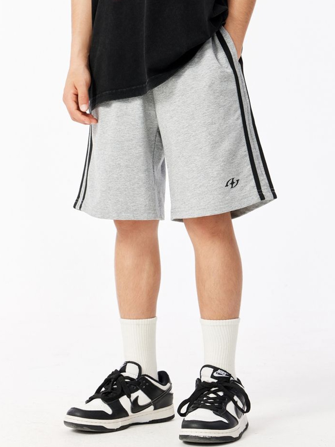 

LULU & SKY Unisex Kids High-Rise Shorts, Grey