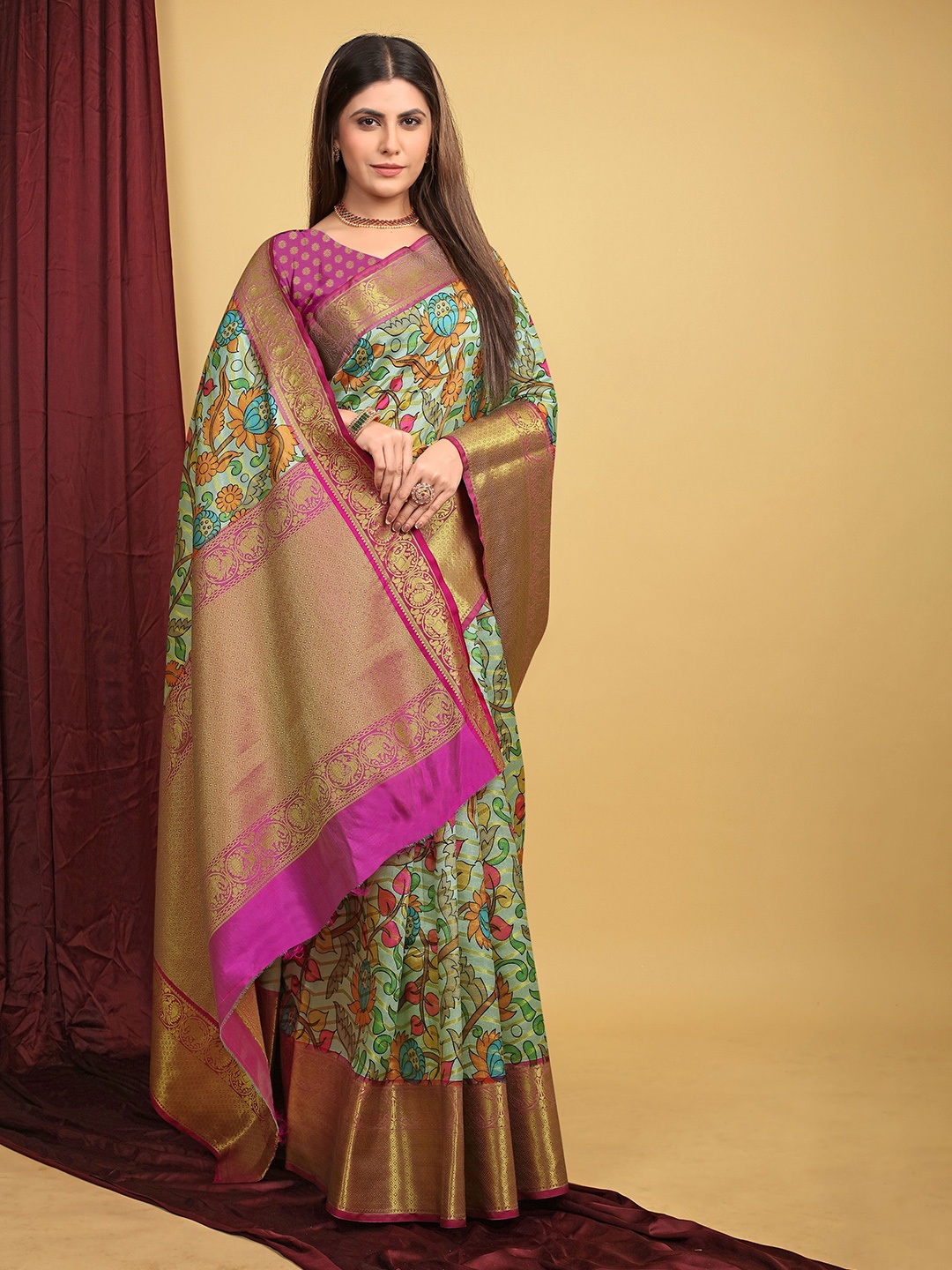 

Kandora Woven Design Zari Pure Silk Banarasi Saree, Green