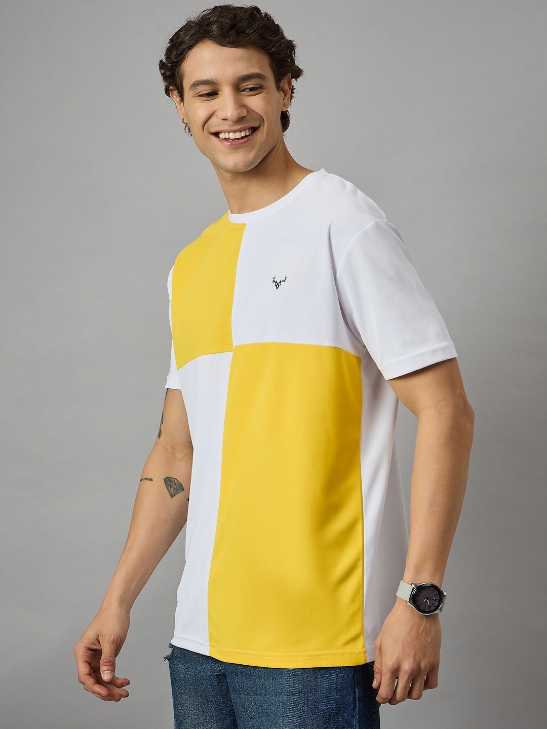 

BRONATION Men Colourblocked T-shirt, Mustard