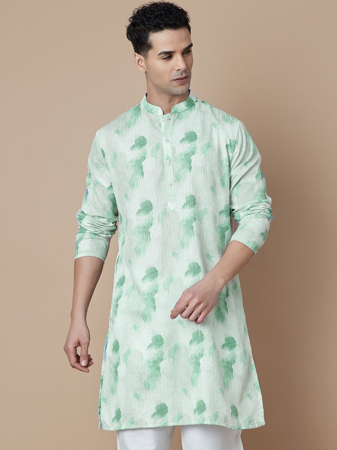 

Melange by Lifestyle Geometric Printed Mandarin Collar Sequinned Straight Kurta, Green