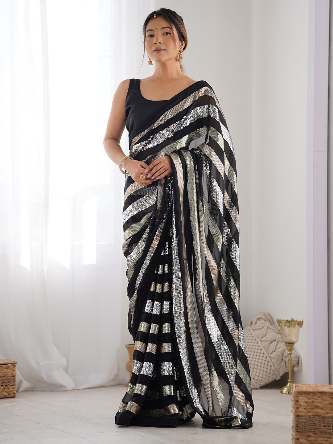 

DWIZA ENTERPRISE Embellished Sequinned Pure Georgette Heavy Work Saree, Black