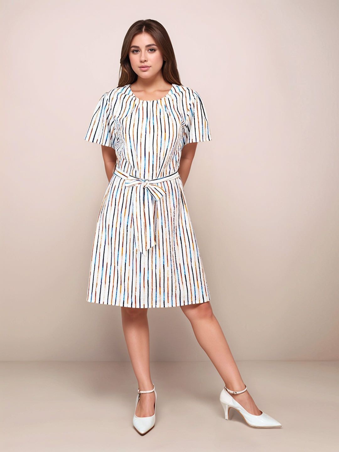 

Zink London White Stripes Short Sleeves Short Dress