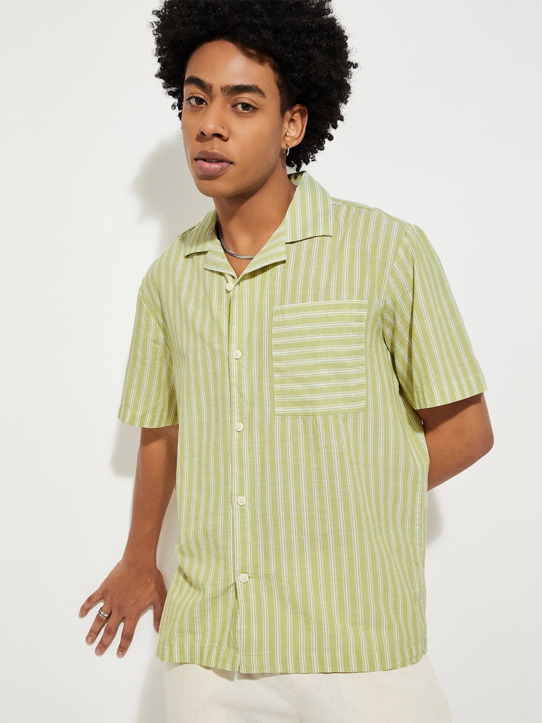 

max Men Cuban Collar Vertical Striped Cotton Casual Shirt, Green