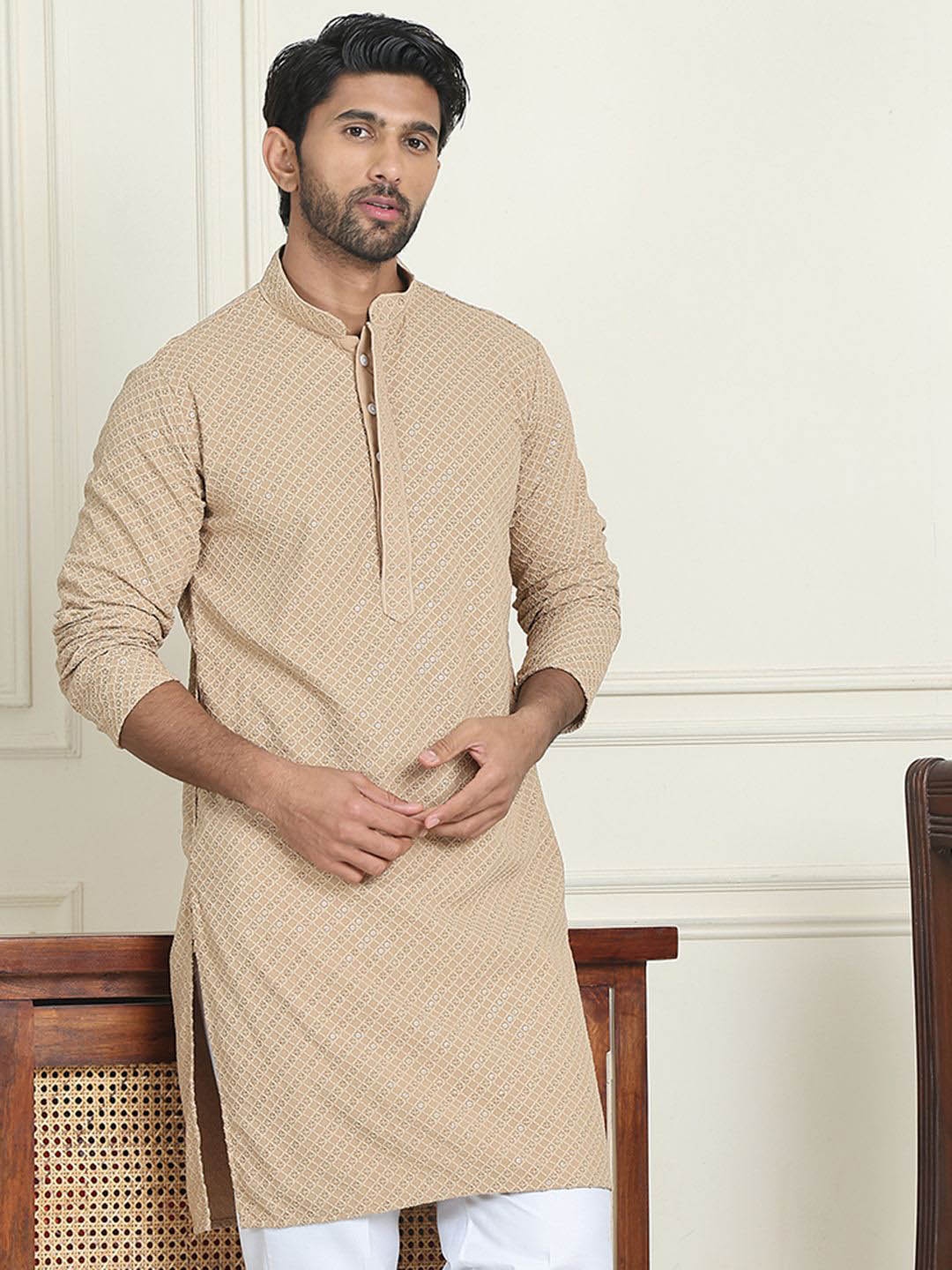

Anouk Brown Geometric Embroidered Mandarin Collar Sequinned Straight Kurta