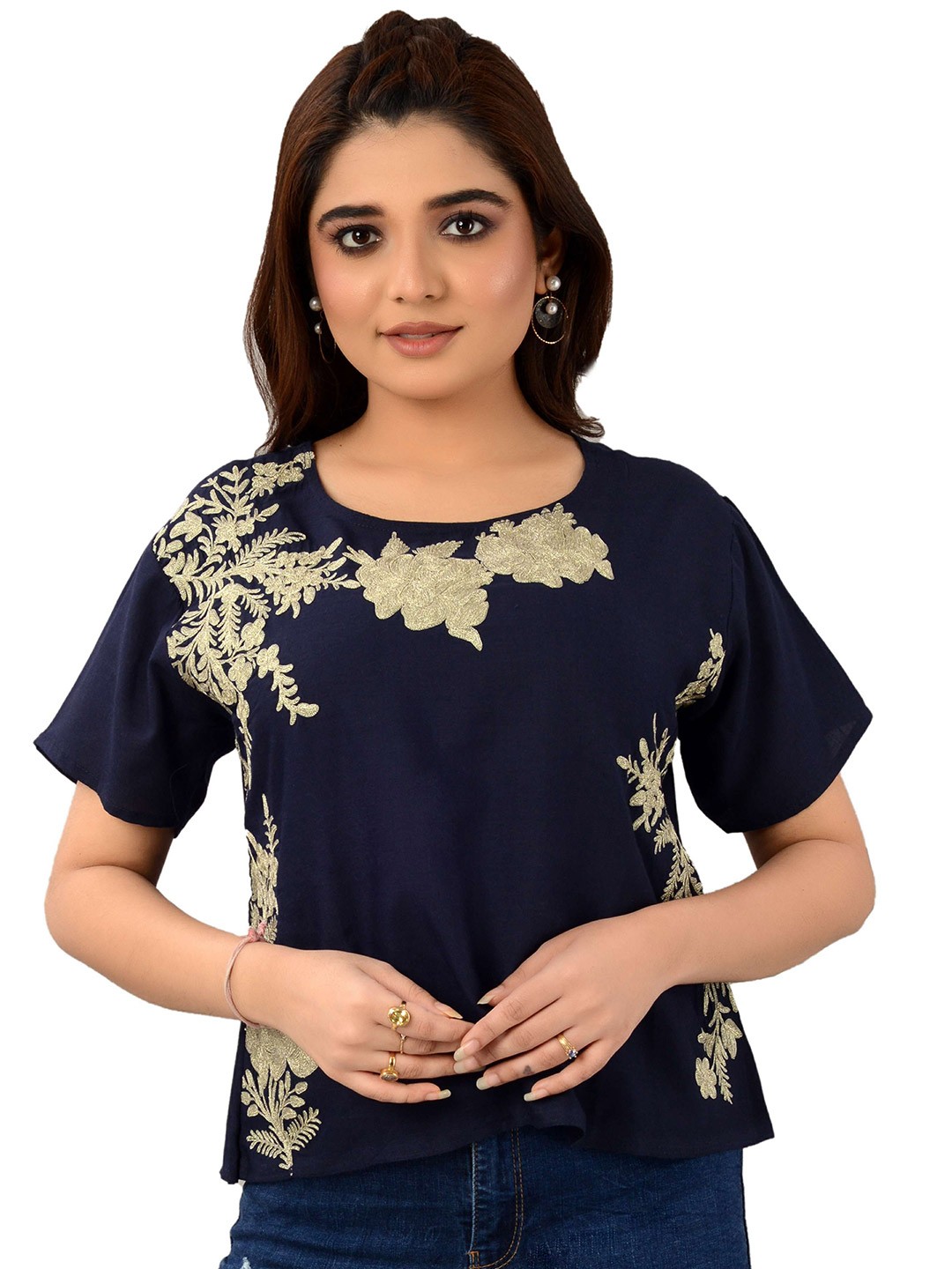 

TROMBOO Women Floral Printed Round Neck Top, Navy blue
