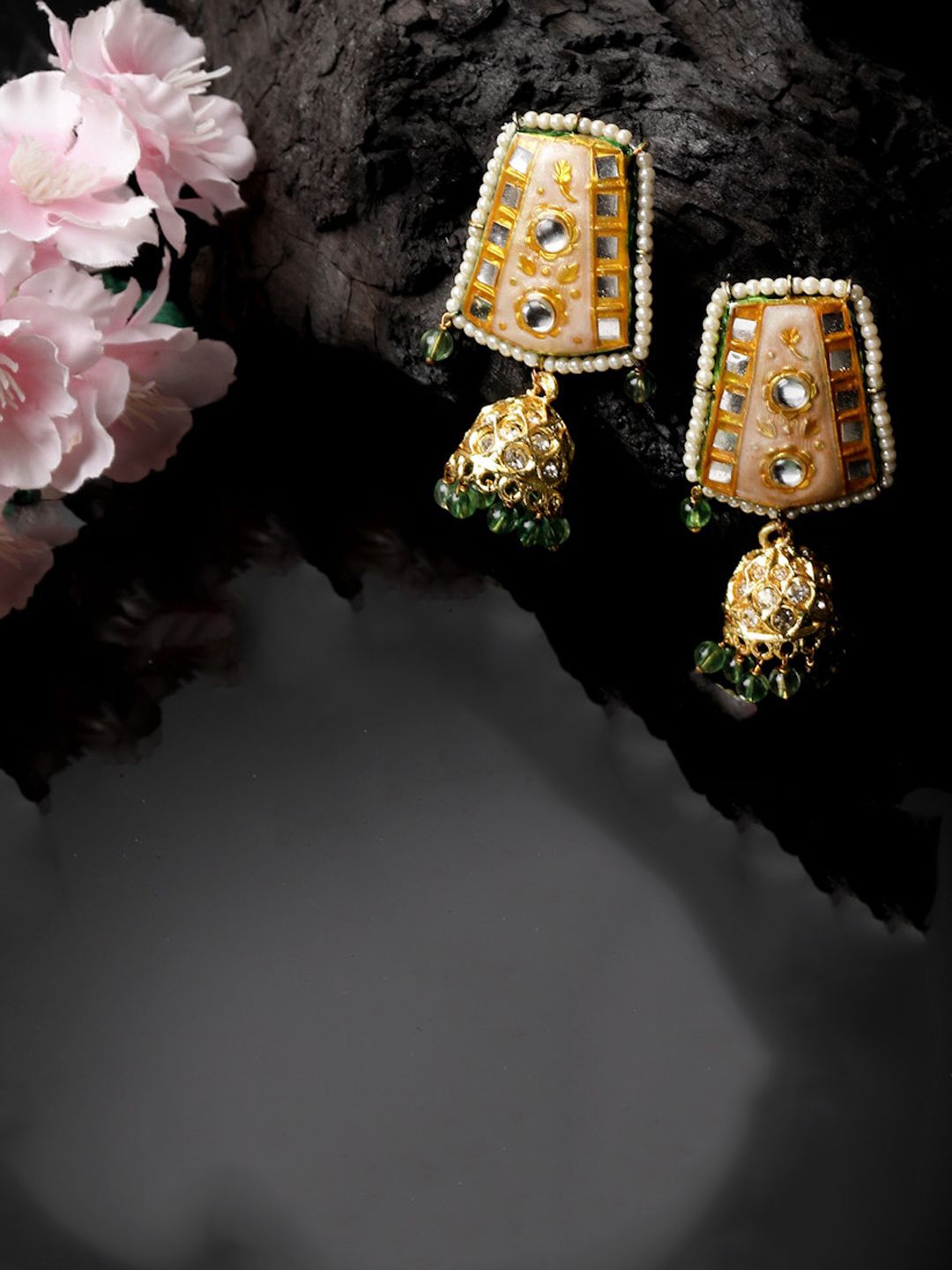 

DUGRISTYLE Hue Gold-Plated Kundan Studded & Beaded Dome Shaped Drop Earrings