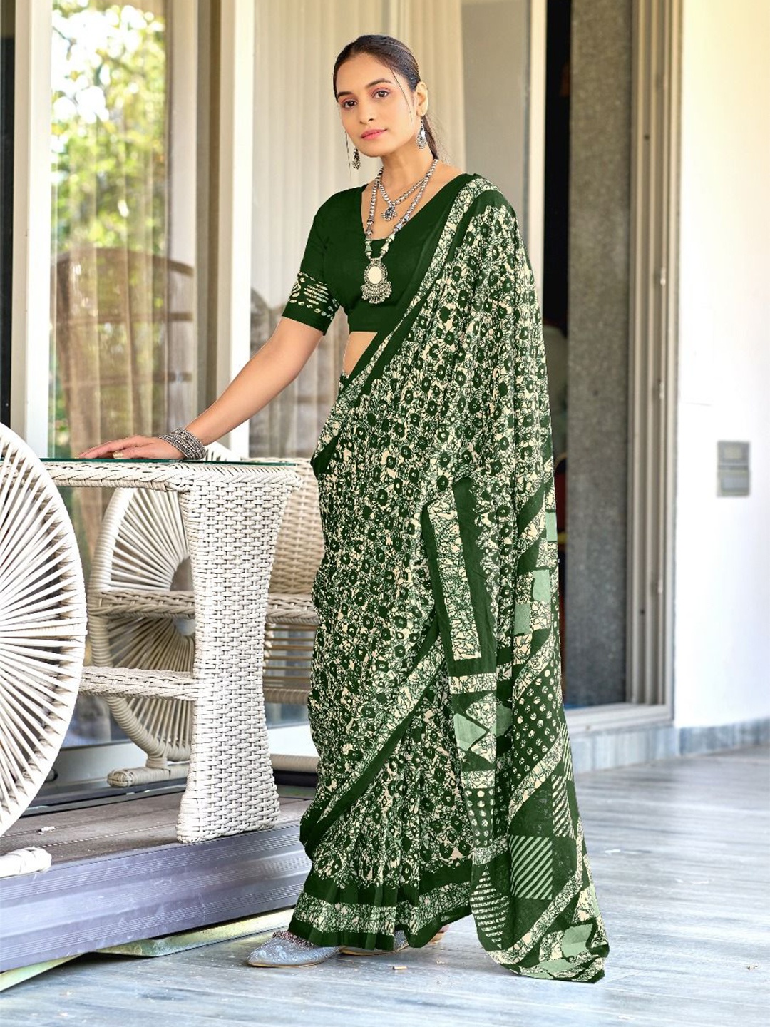 

Anouk Ethnic Motifs Pure Cotton Block Print Saree, Green