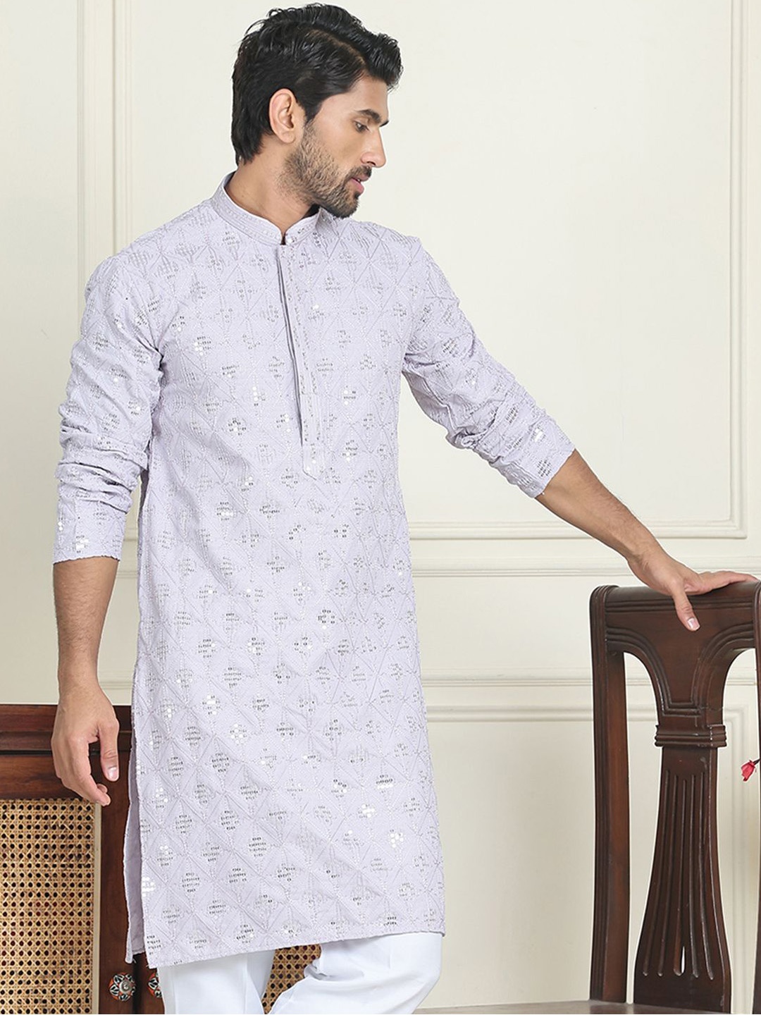 

Anouk Purple Geometric Embroidered Sequinned Work Mandarin Collar Straight Kurta