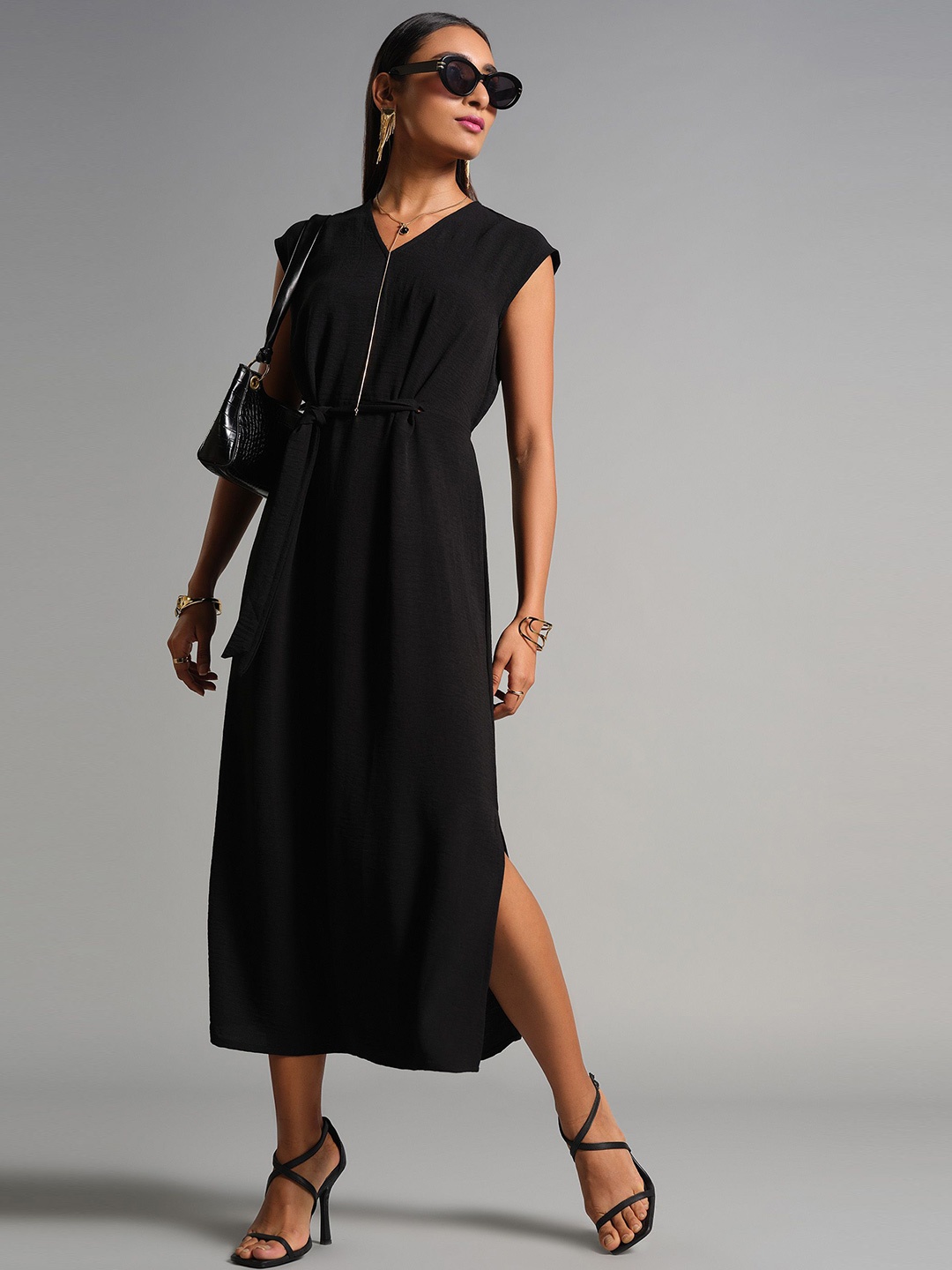 

AND Women V-Neck A-Line Midi Dress, Black
