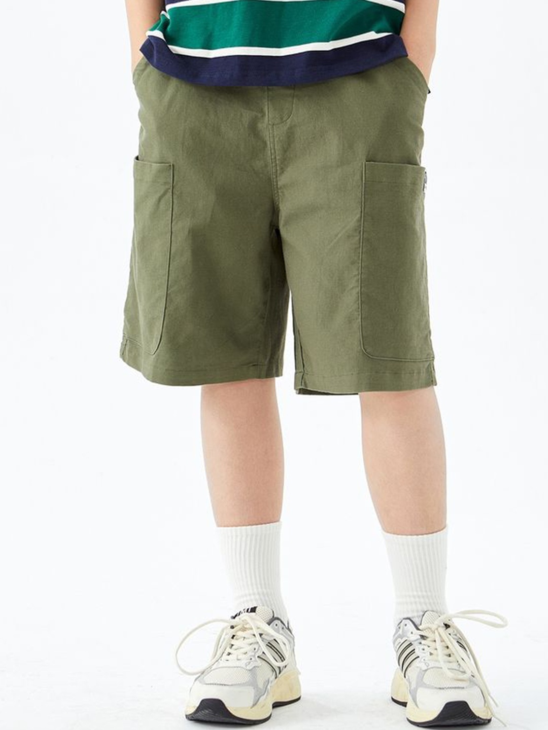 

LULU & SKY Boys High-Rise Sports Shorts, Green