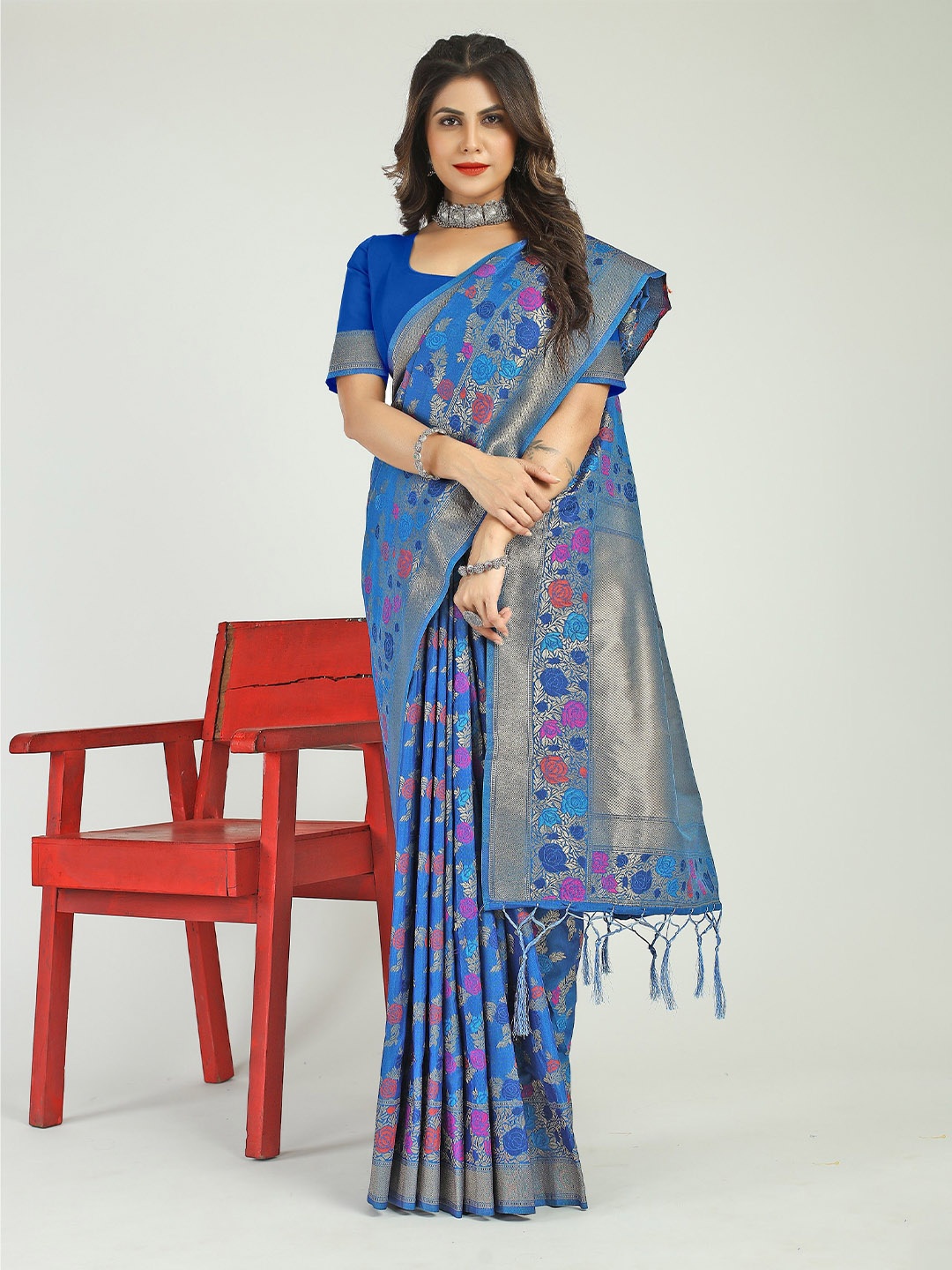 

Kandora Woven Design Zari Pure Silk Paithani Saree, Blue