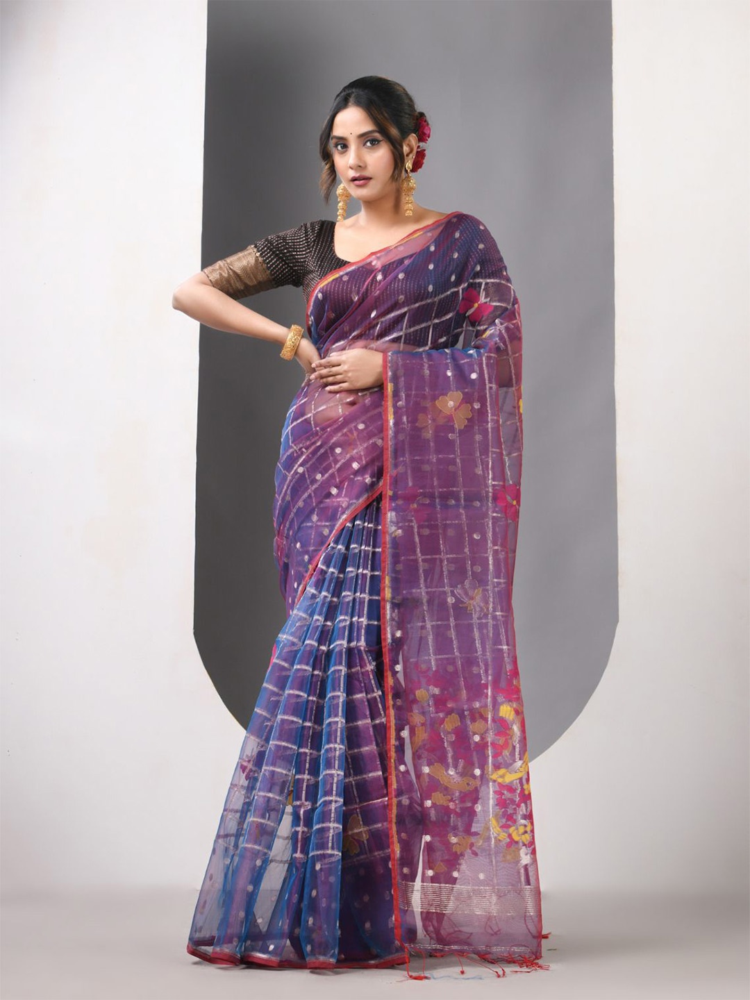 

Charukriti Floral Pure Silk Saree, Blue