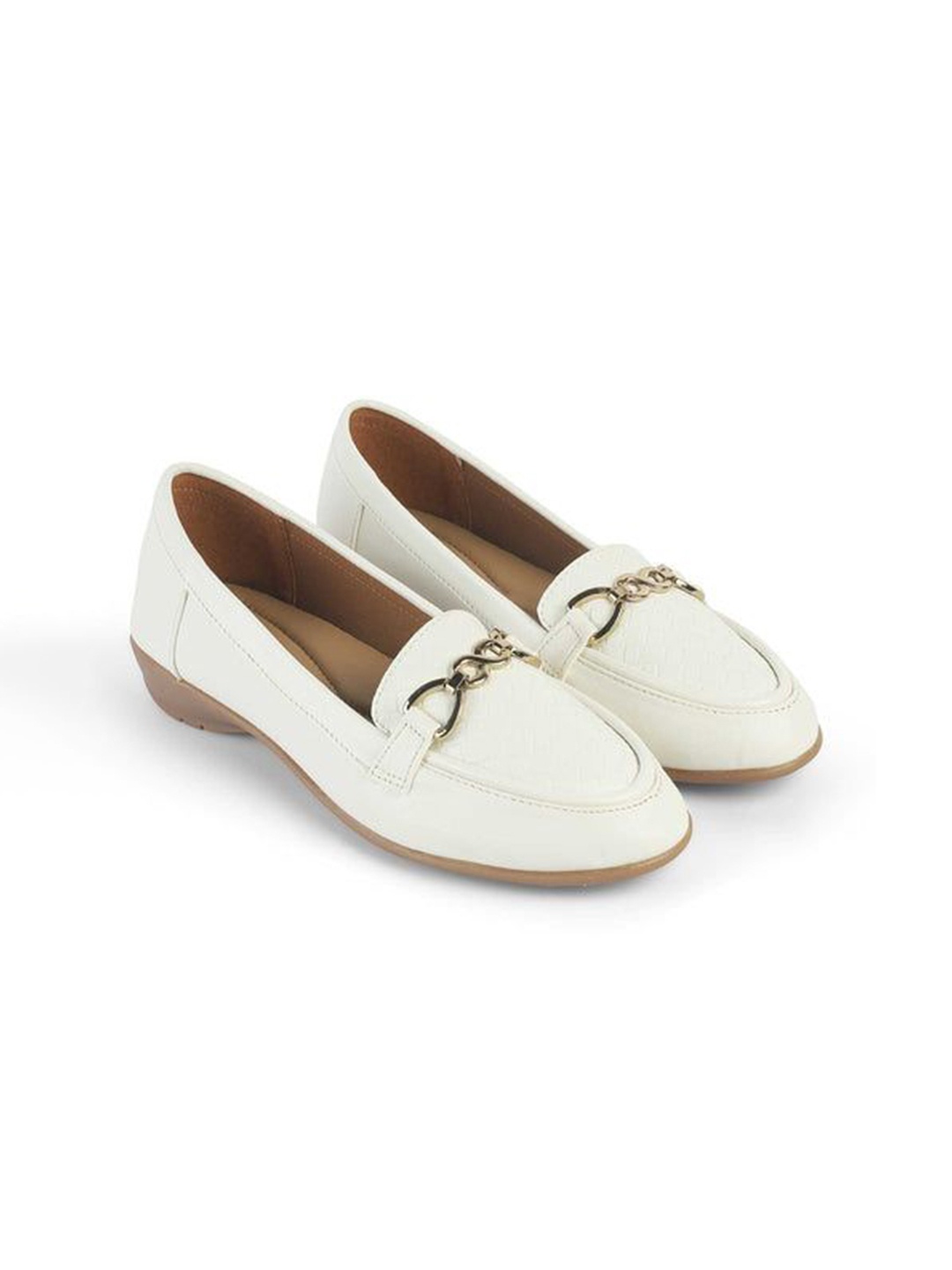 

Tresmode Women 249-MORO Textured Leather Loafers, White