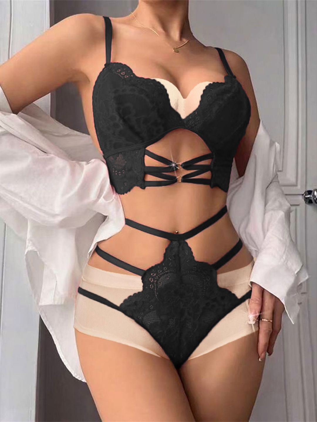 

VAGHBHATT Lace Cut-Out Detailed Baby Doll, Black